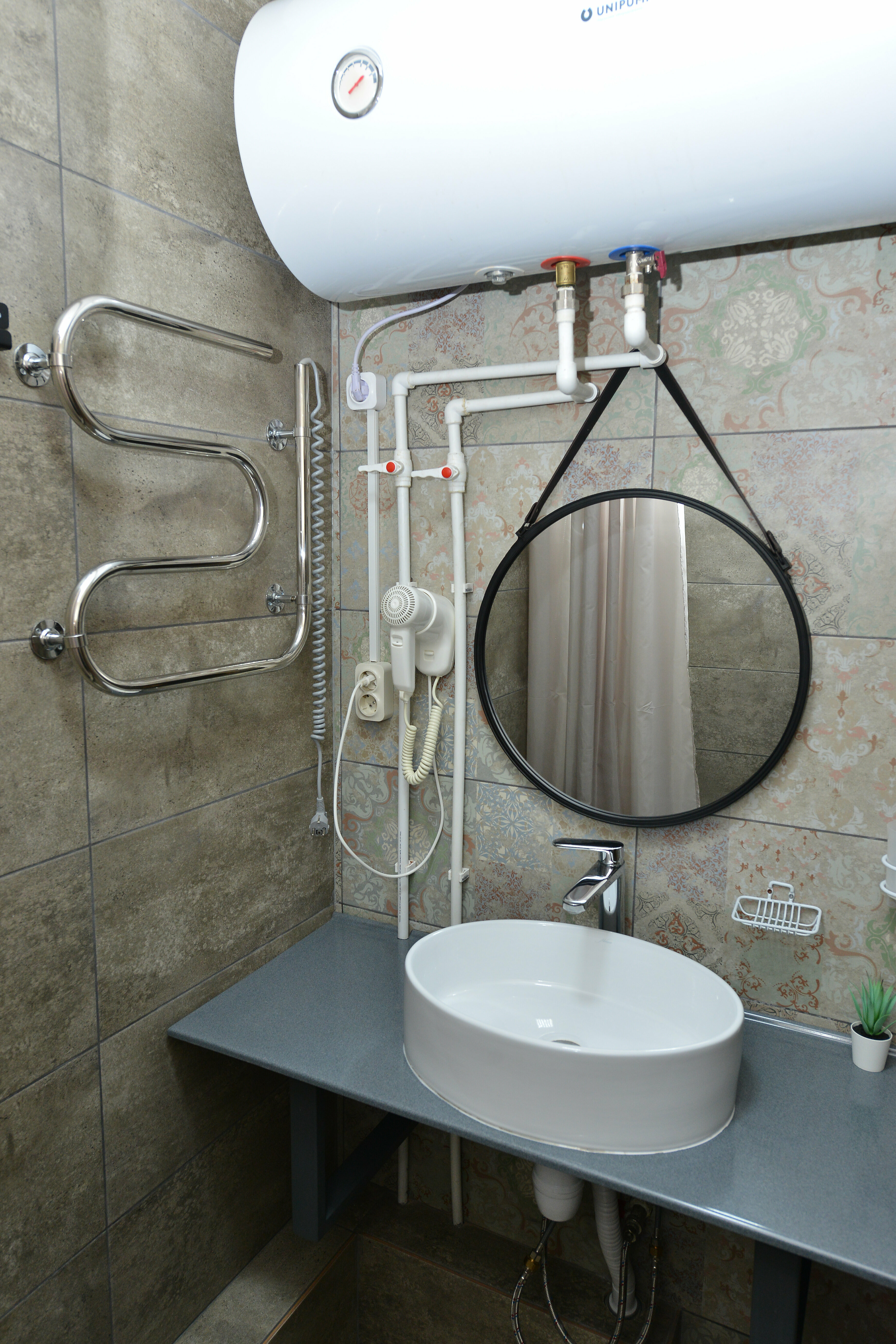 Одноместный номер с общим душем и туалетом