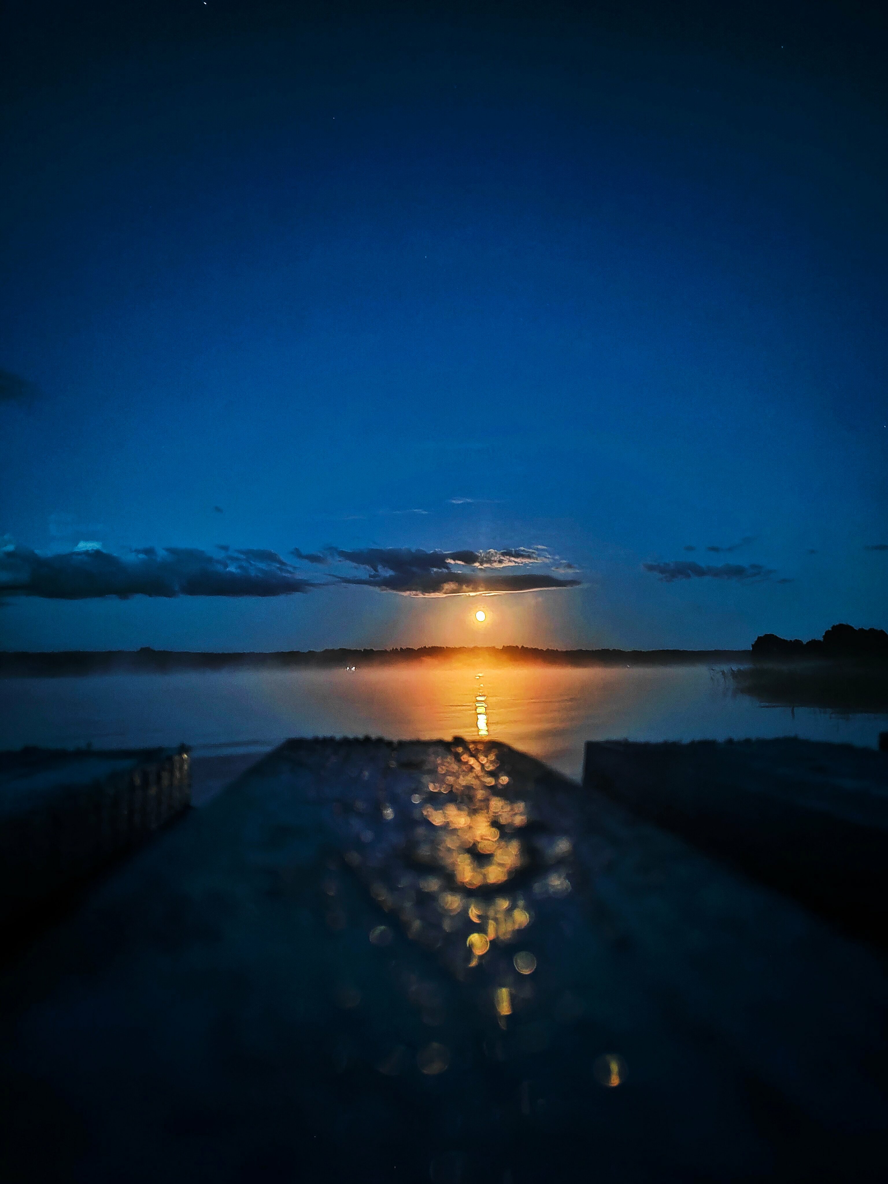 Дом с видом на озеро