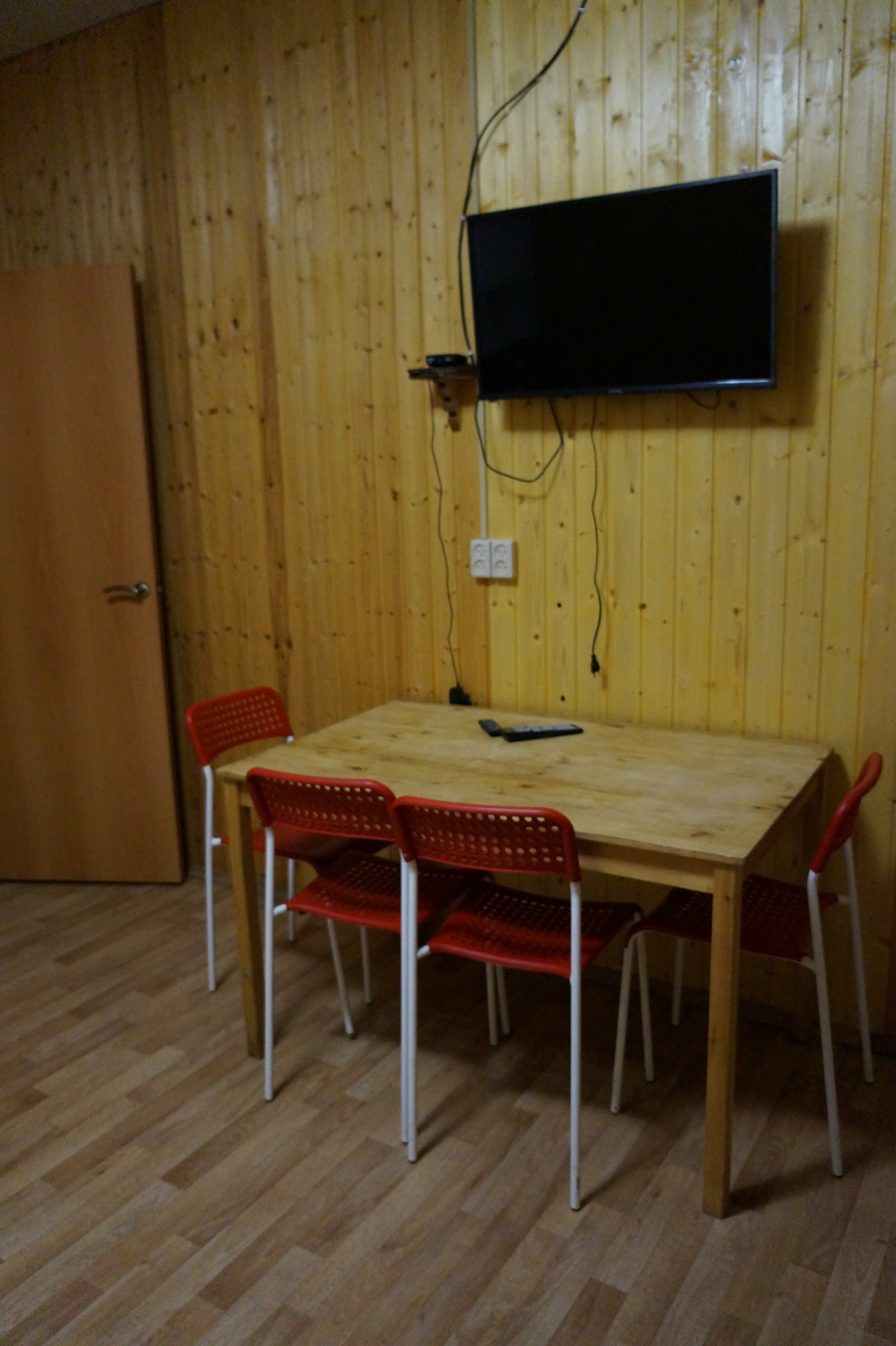 Cемейный номер с собственной ванной комнатой