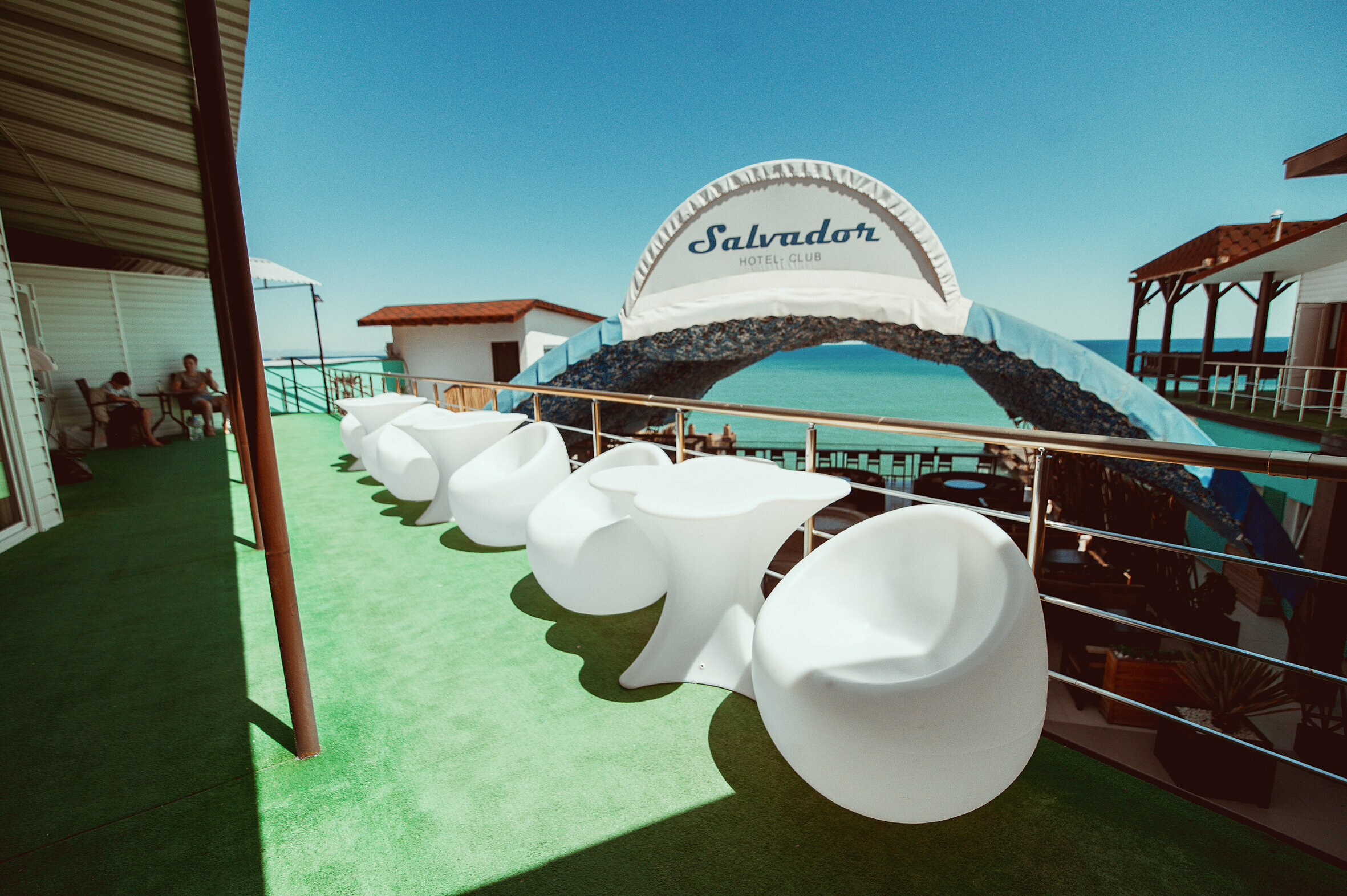 Трехместный номер с общей ванной комнатой