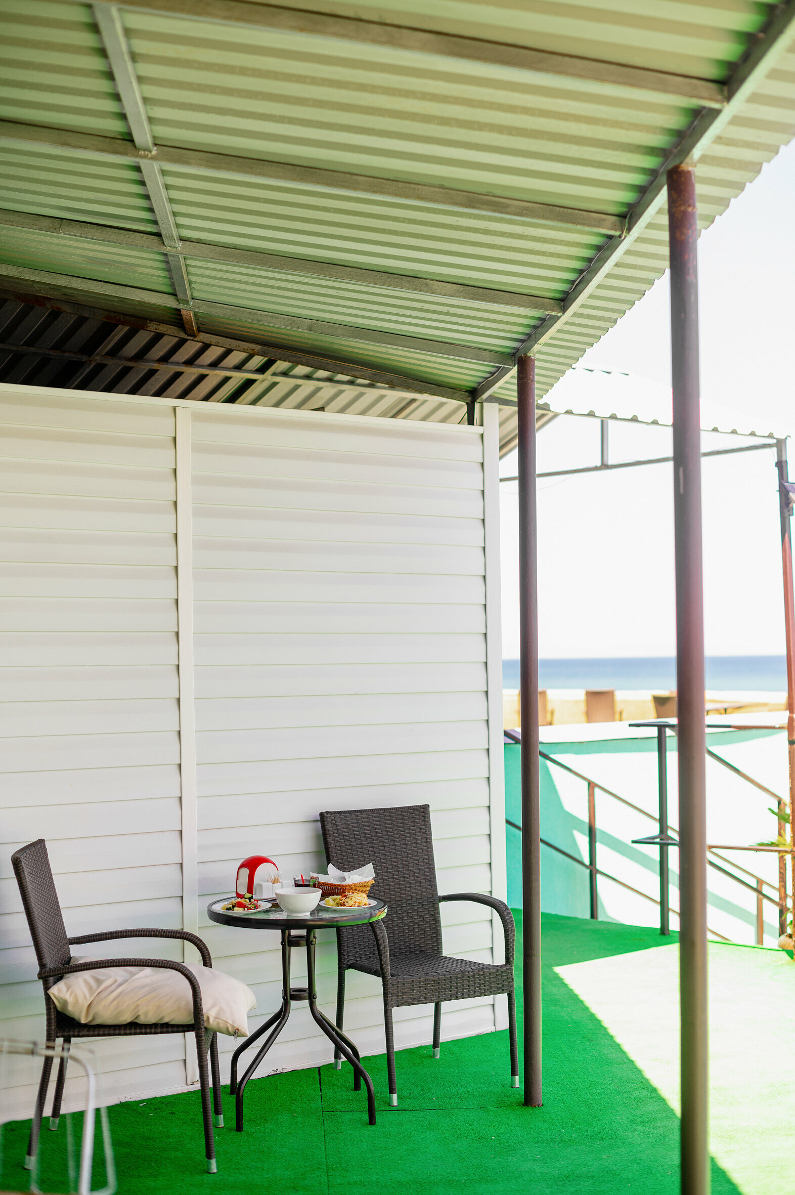 Трехместный номер с общей ванной комнатой