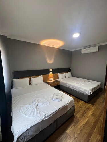 Четырехместный номер «Делюкс» в Hotel Otag