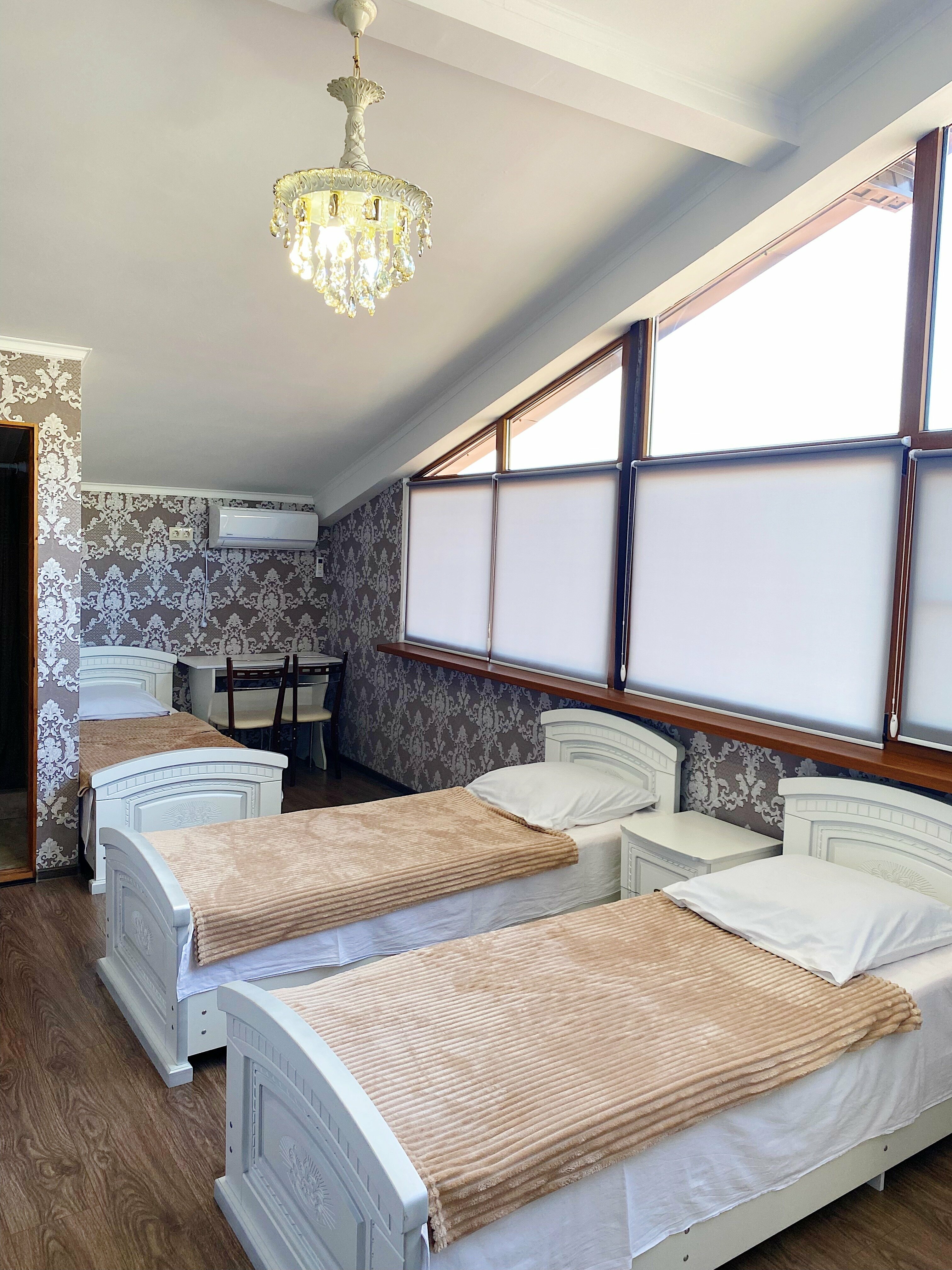 Классический трехместный номер