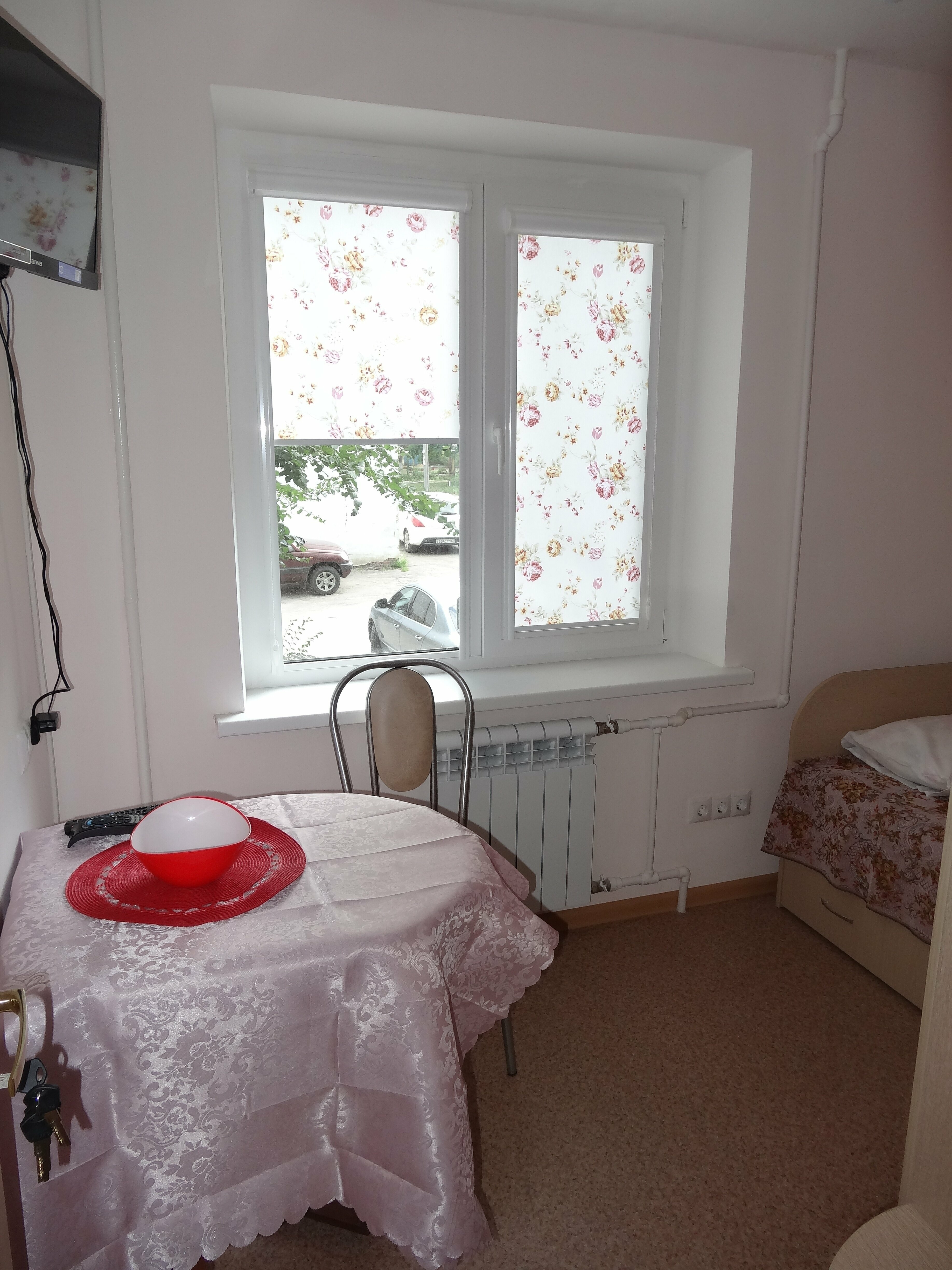 Одноместный номер с общим душем и туалетом