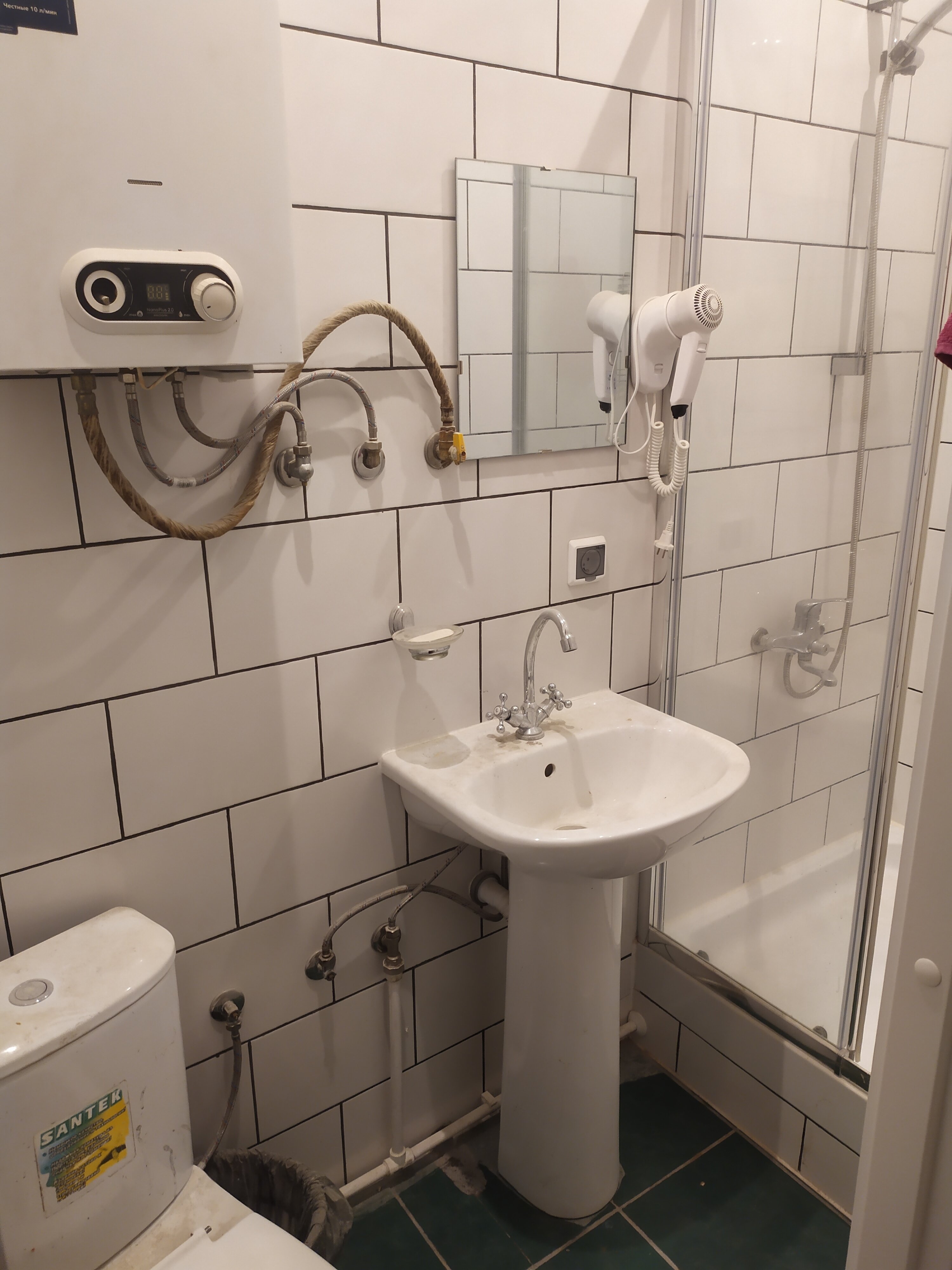 Двухместный номер с 1 кроватью и общей ванной комнатой