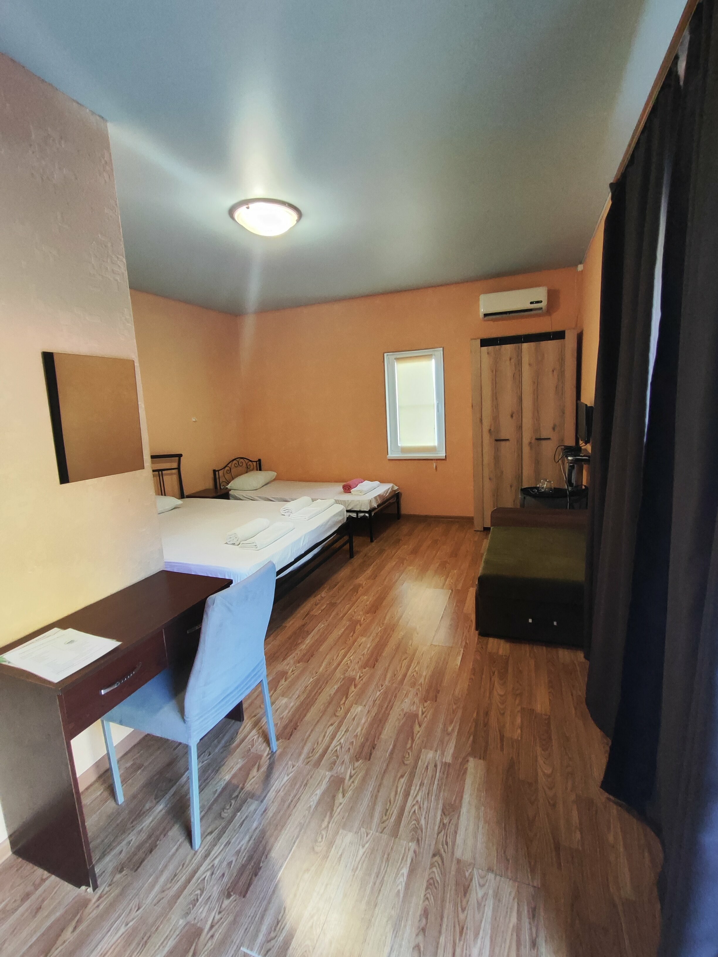 Классический трехместный номер