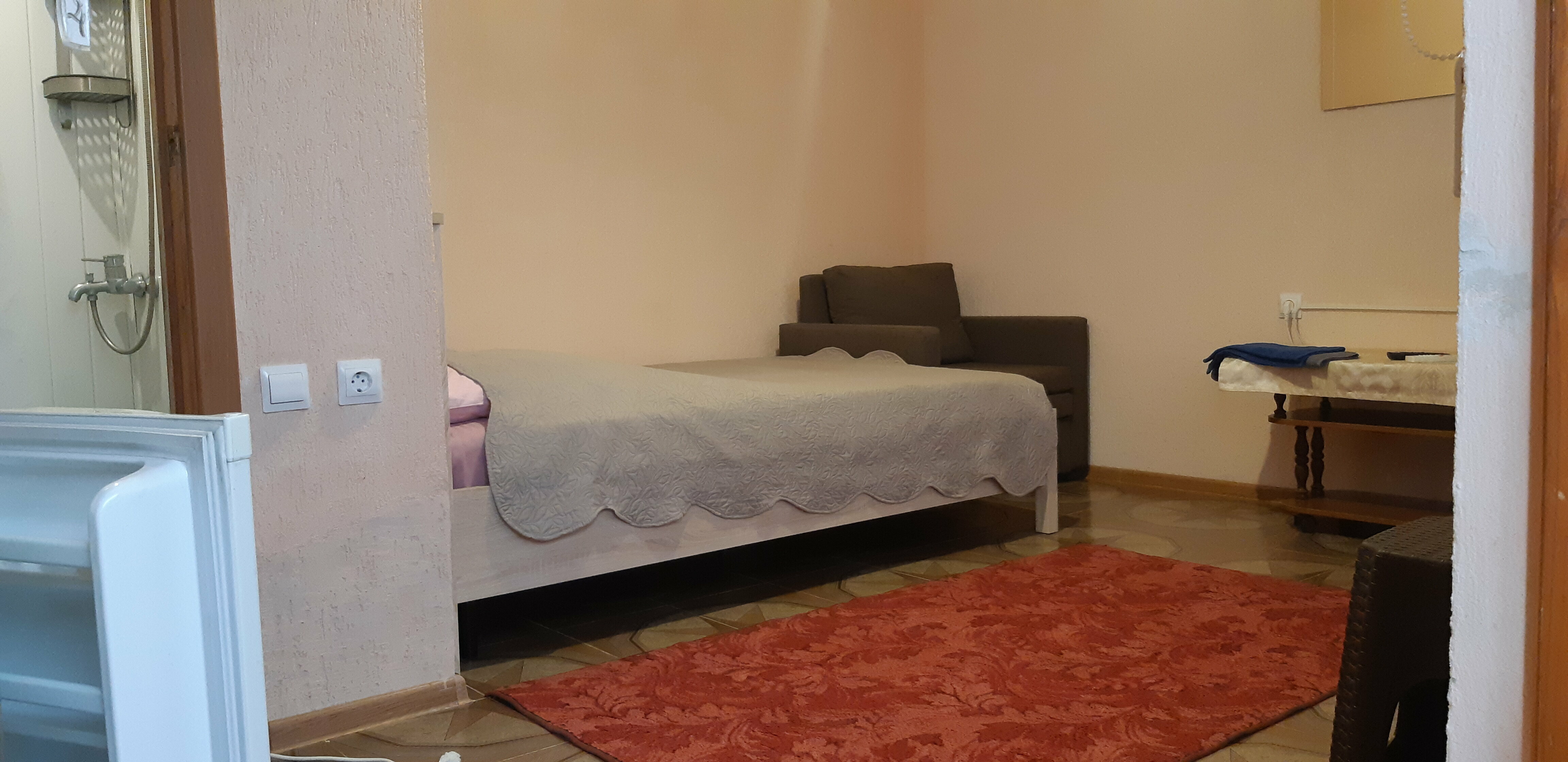 Небольшой двухместный номер с 1 кроватью