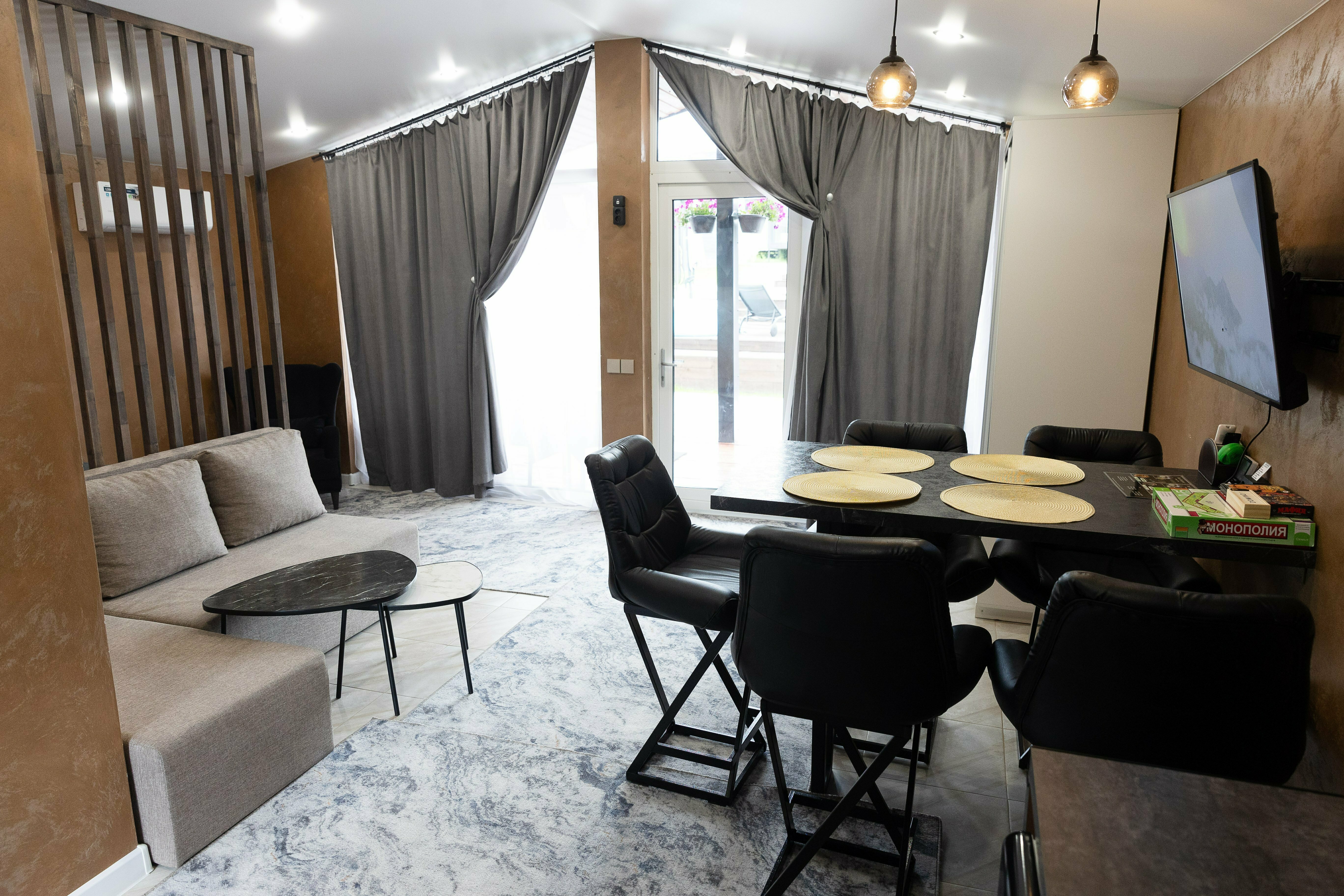 Четырехместный номер с балконом