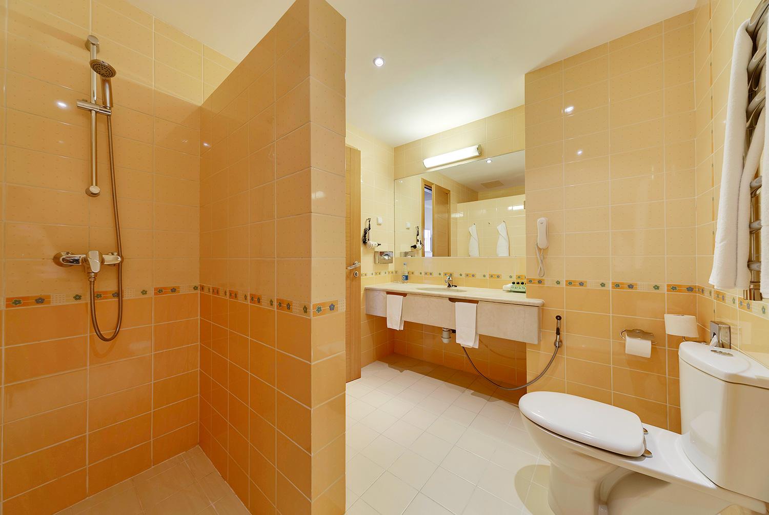 Номер улучшенный с 1 двуспальной кроватью