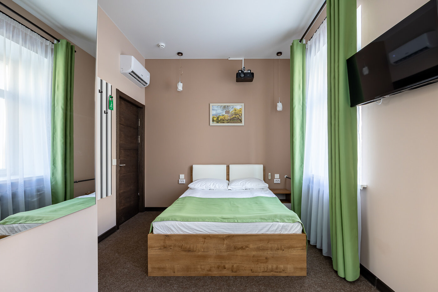 Улучшенный двухместный номер с 1 кроватью