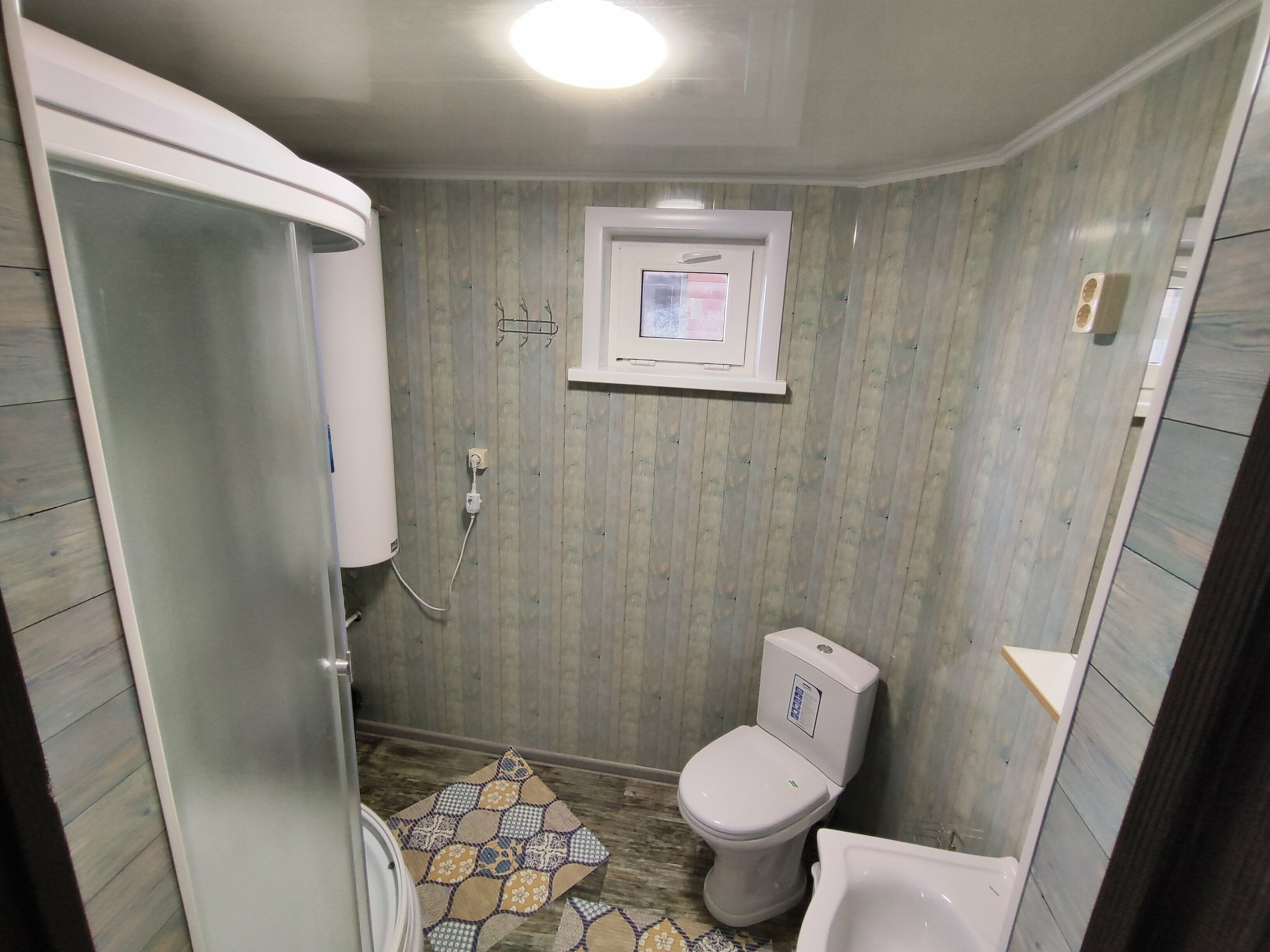 Улучшенный четырехместный номер