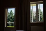 Номер улучшенный с 1 двуспальной кроватью в People Hostel & Suites