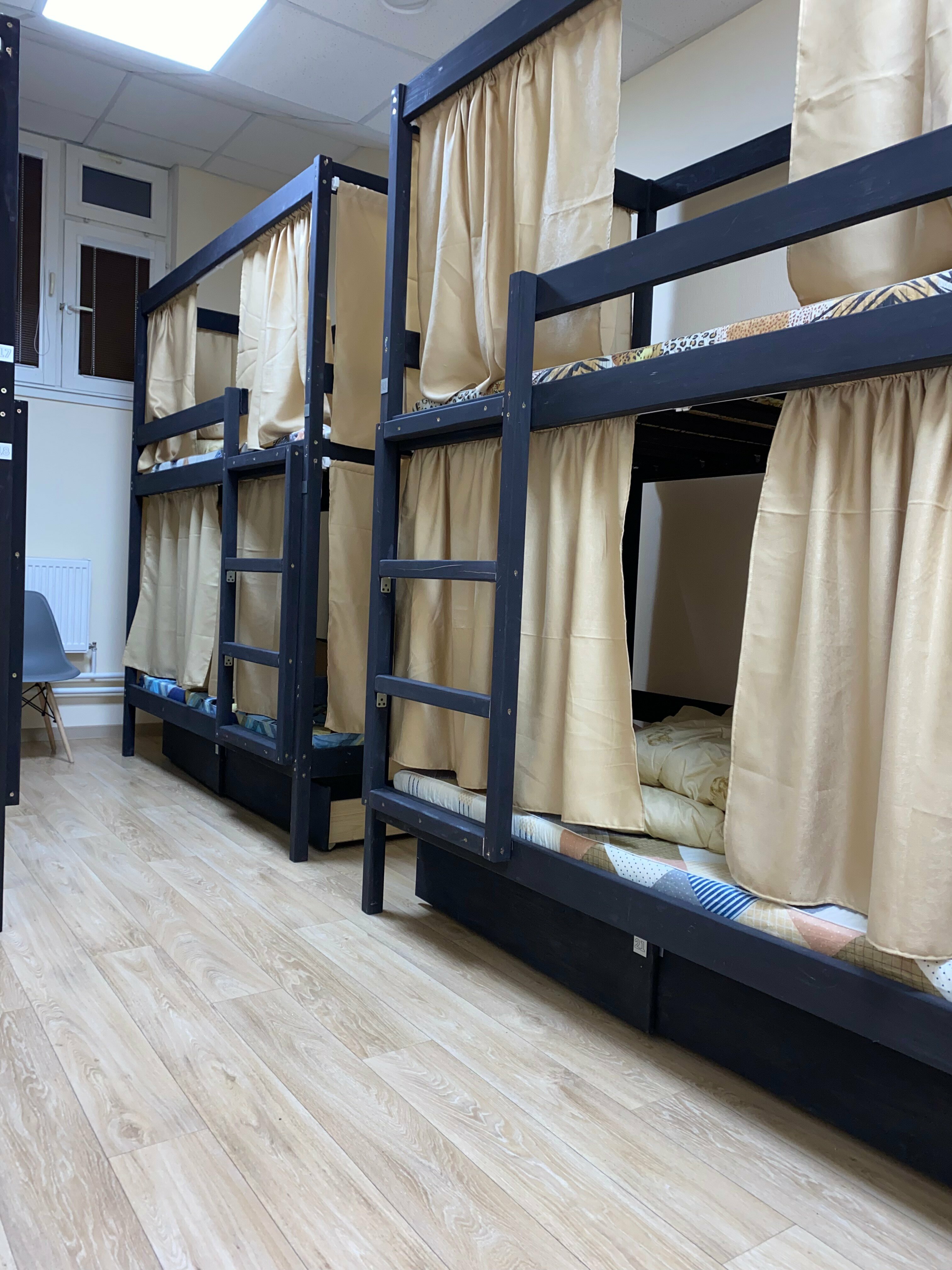 Общий 10-местный номер для мужчин и женщин