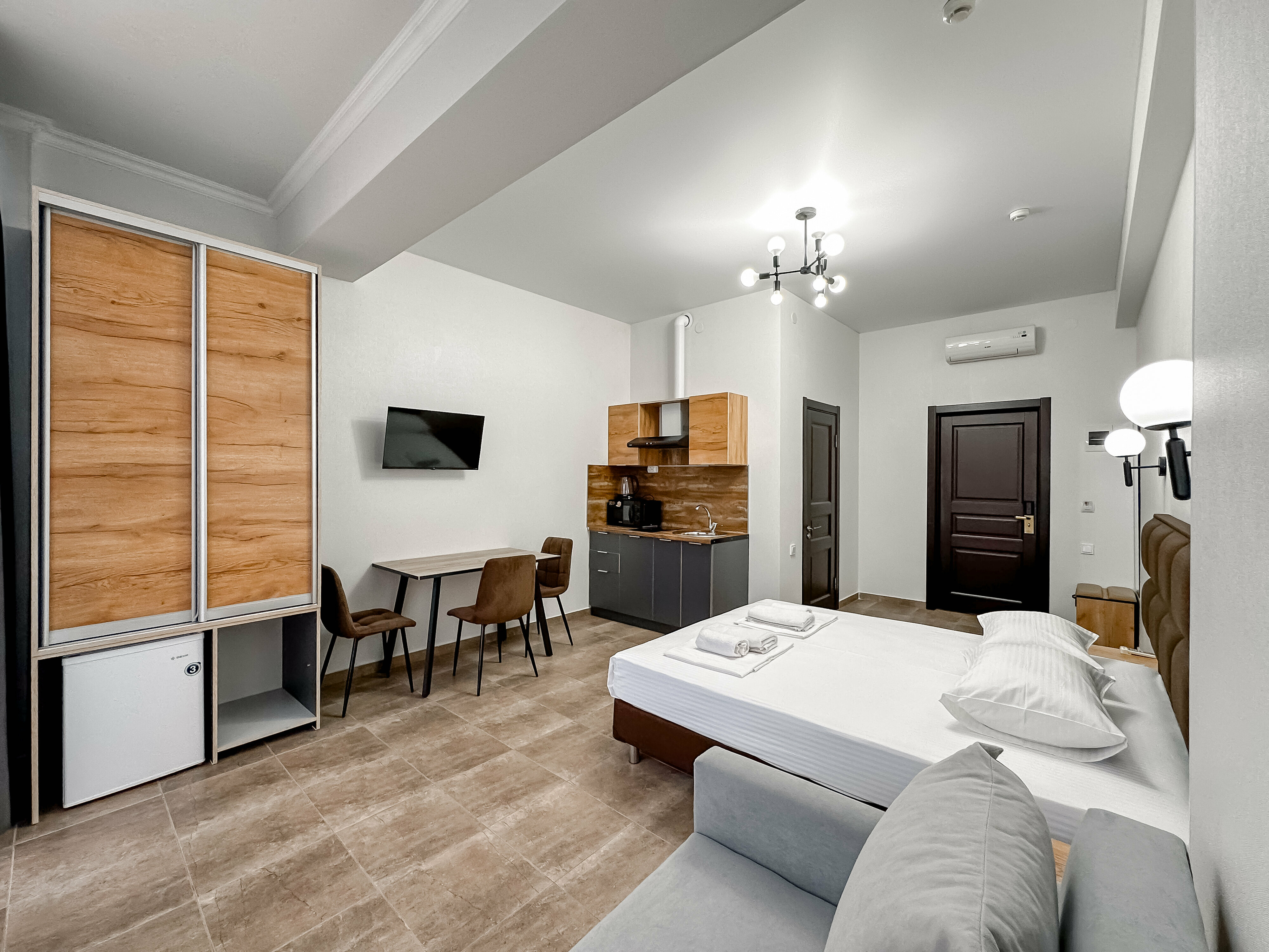 Стандартный трехместный номер-студия