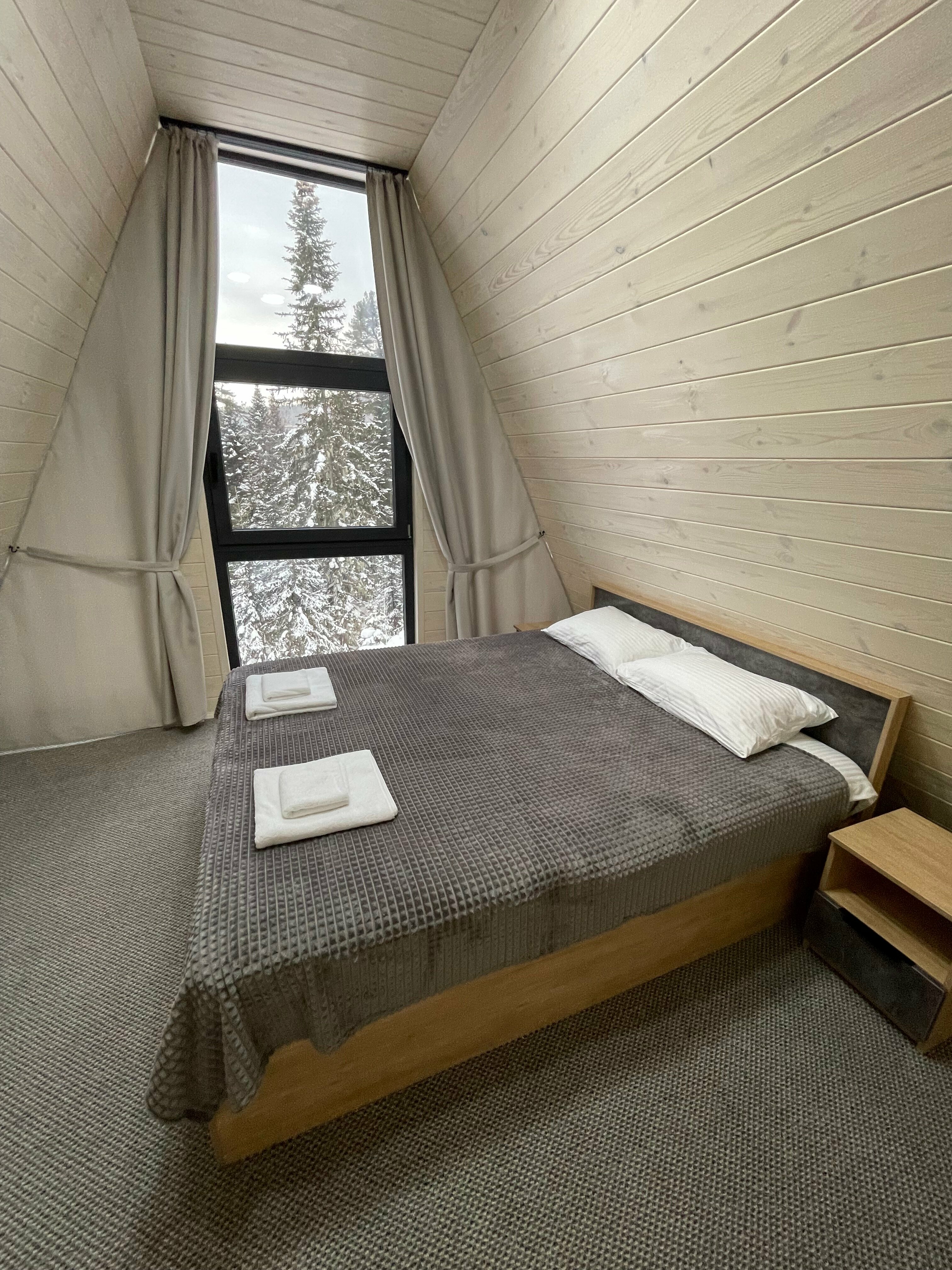 Дом с видом на лес