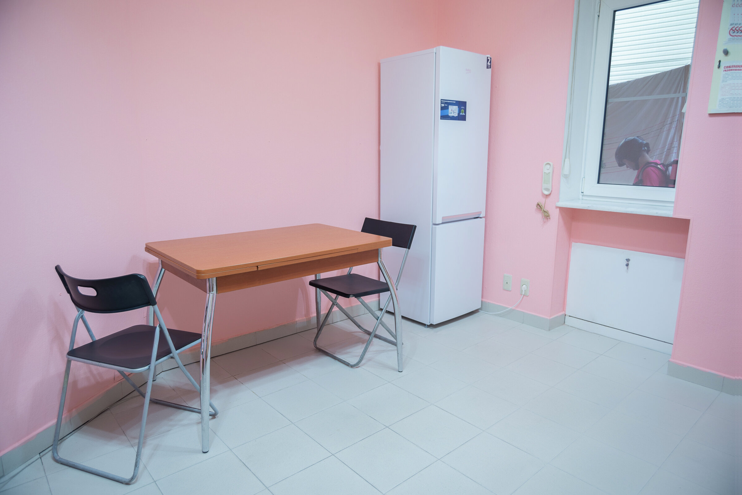 Кровать в общем 6-местном номере для женщин