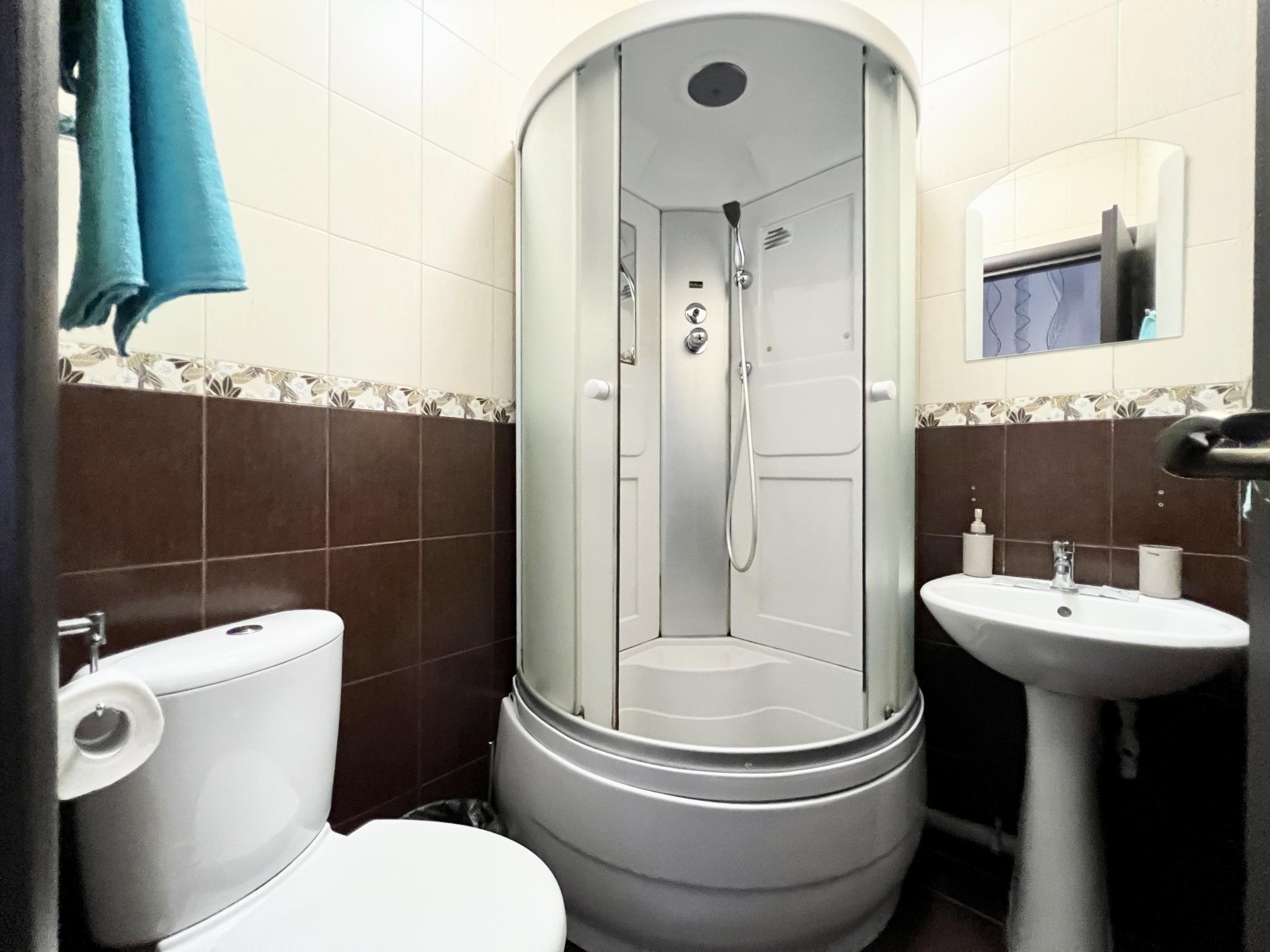 Номер эконом стандарт с 1 двуспальной кроватью