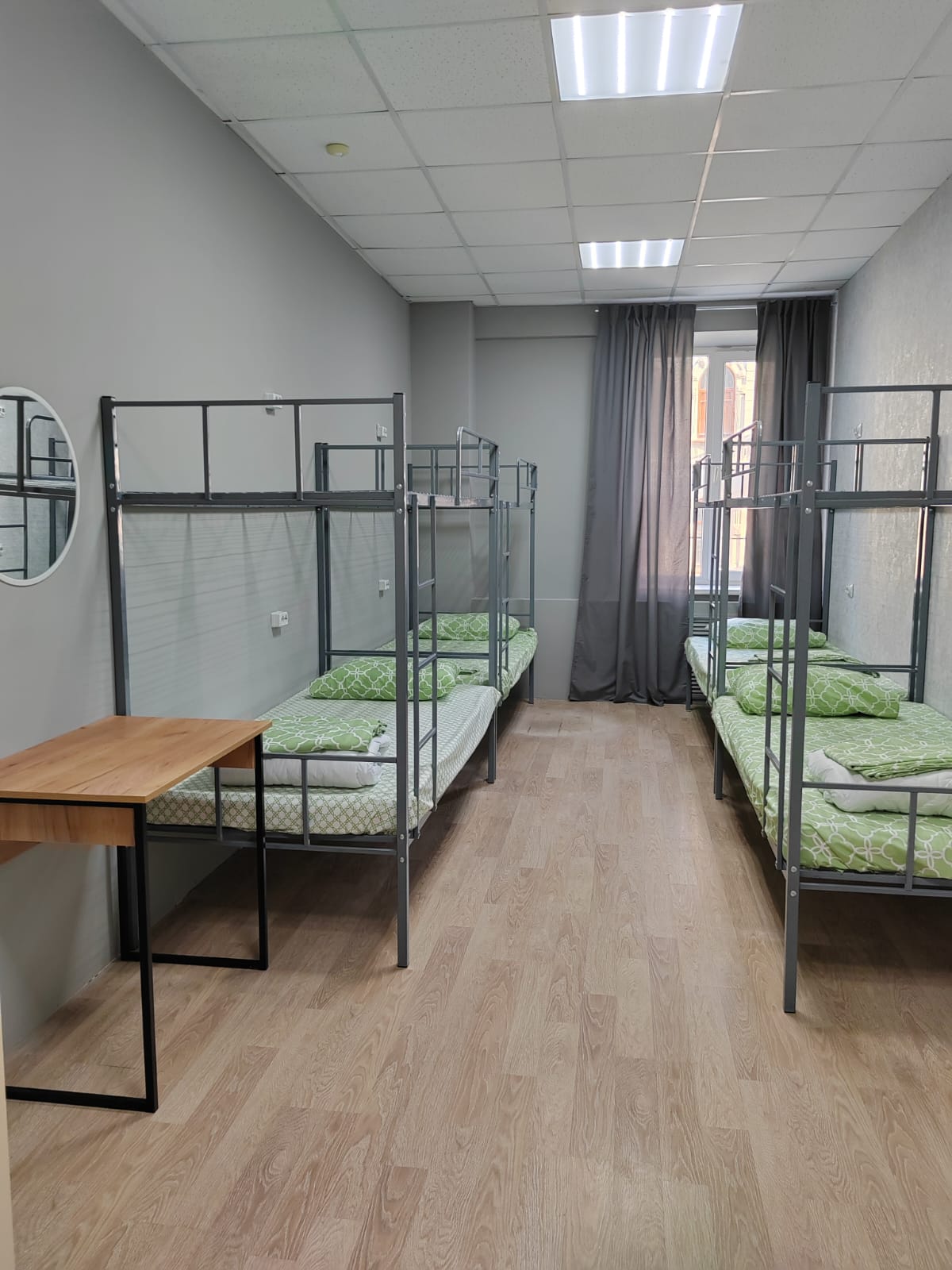 Общий номер для женщин с 8 кроватями