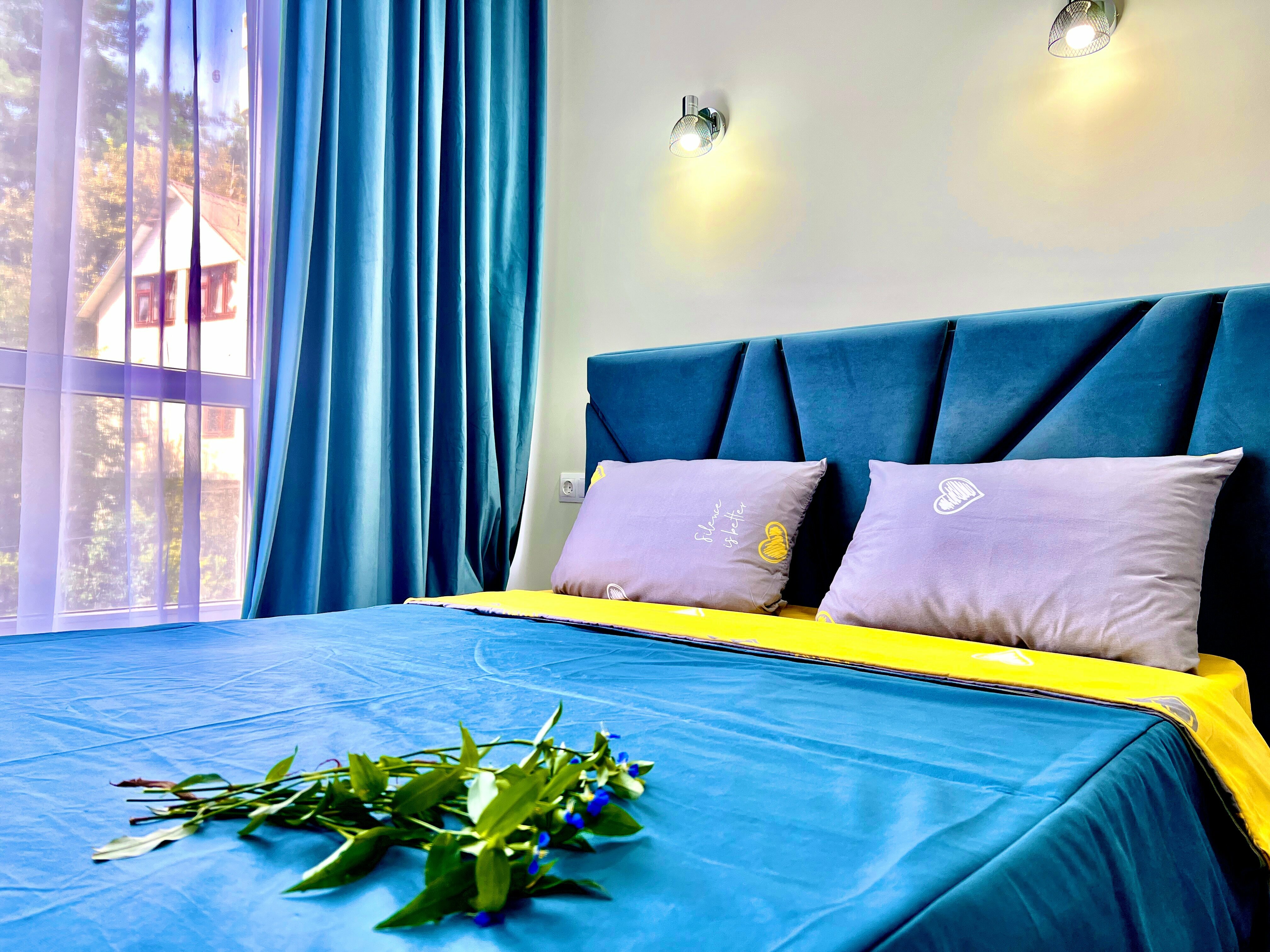 Четырехместный номер с балконом