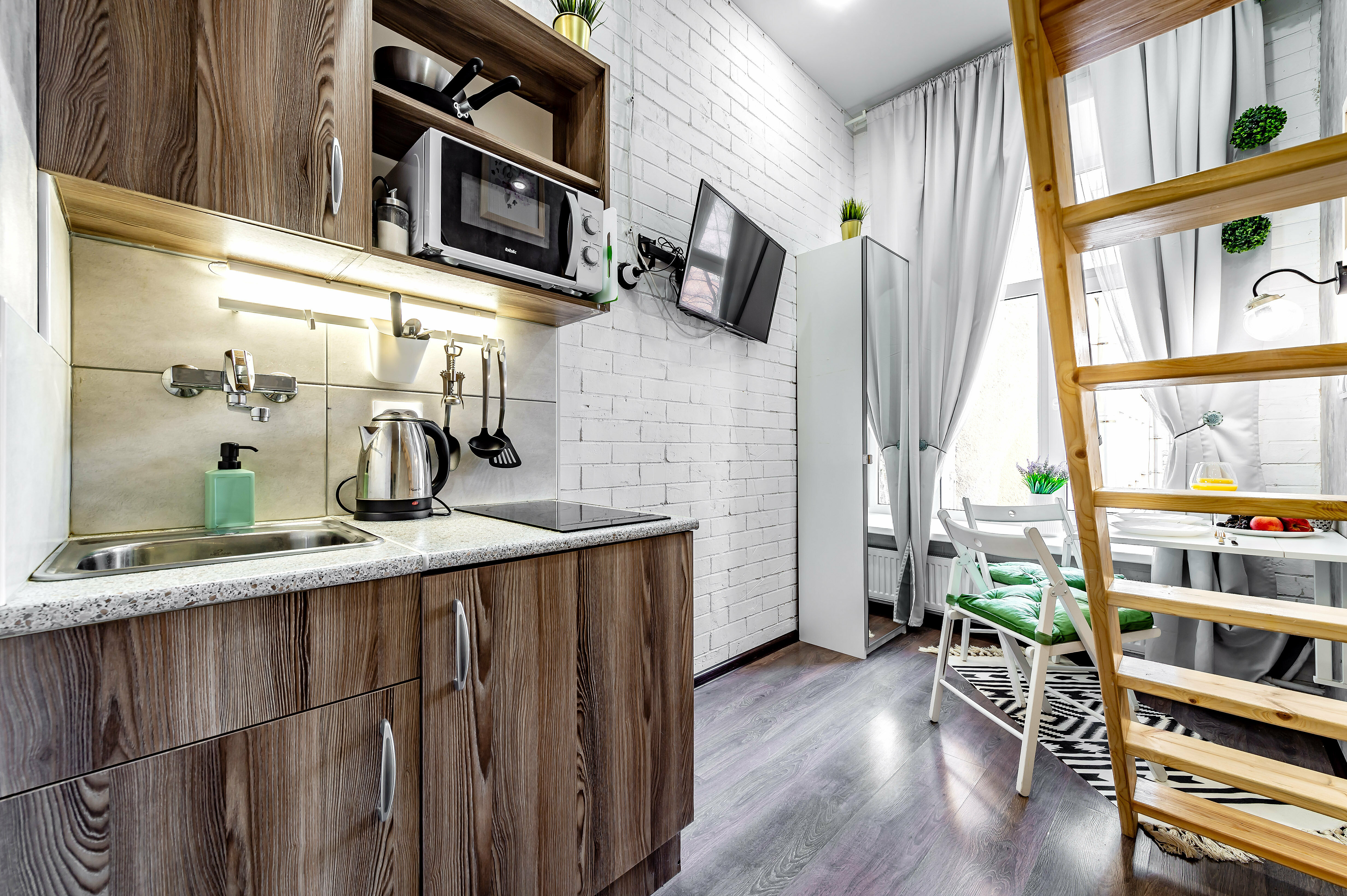 Двухуровневый номер стандарт  с кухней на ул Гороховая