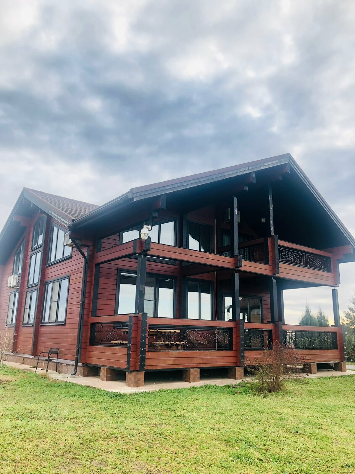 Коттедж Делюкс