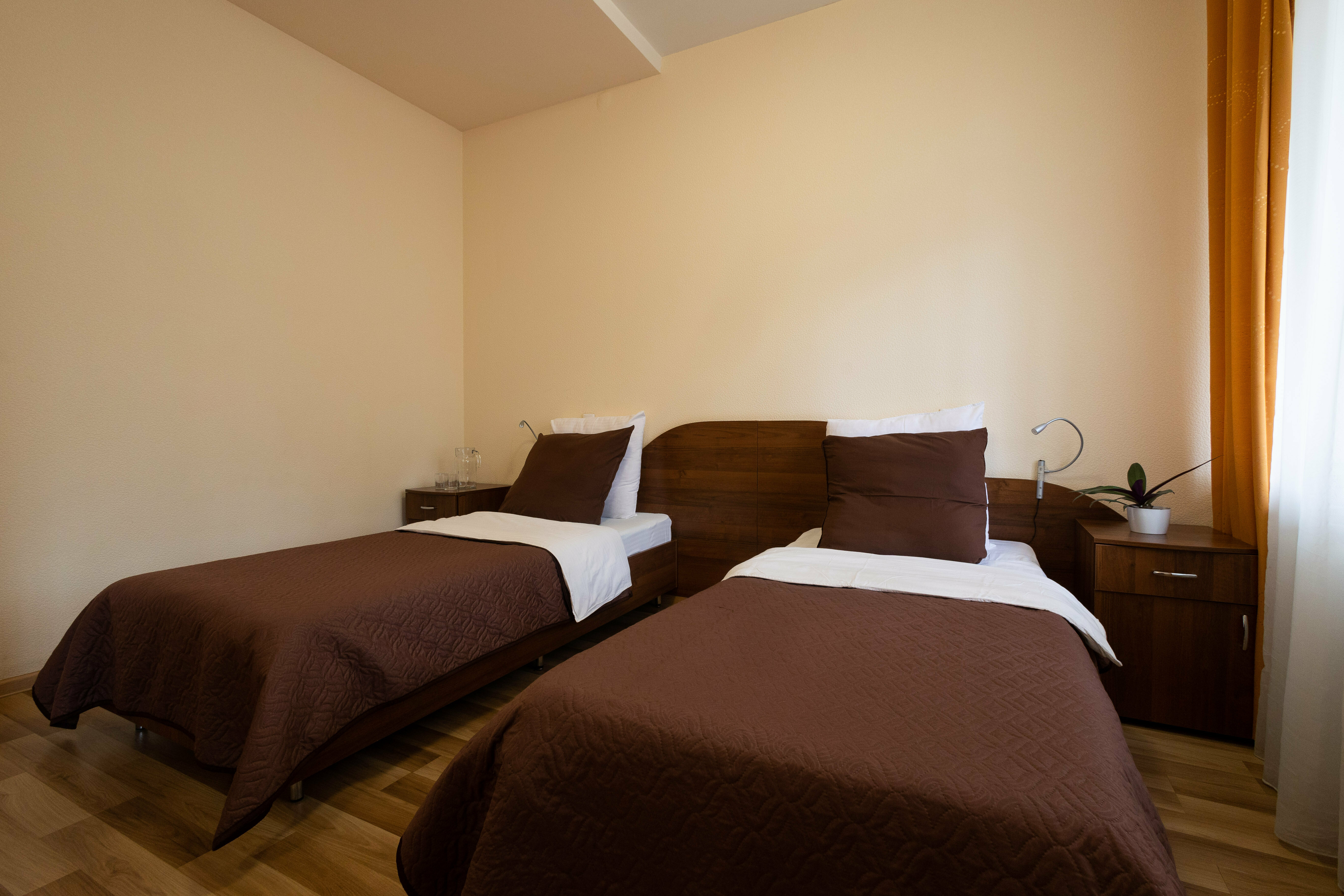 Двухместный номер с 2 отдельными кроватями и балконом