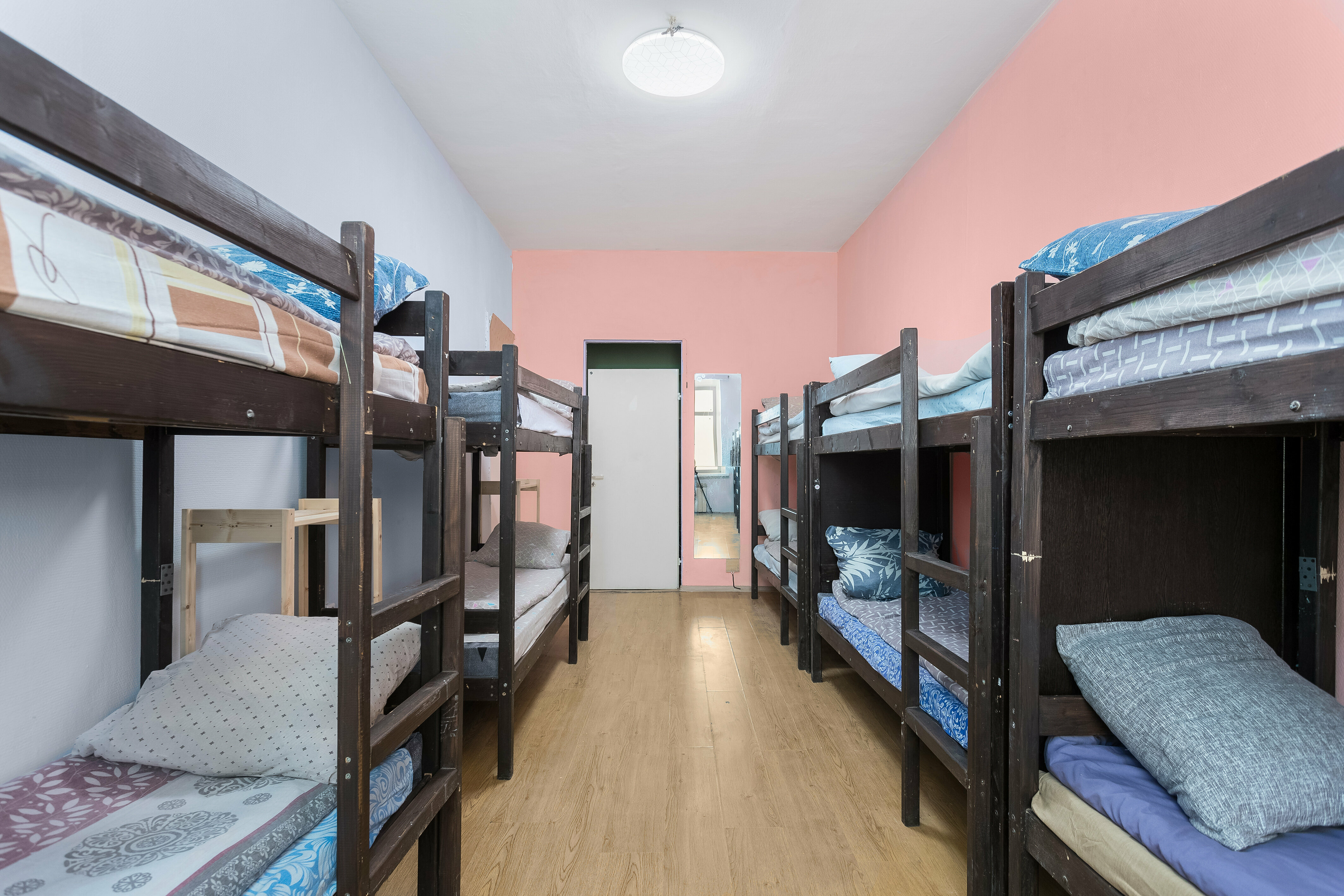 Общий 10-местный номер для мужчин