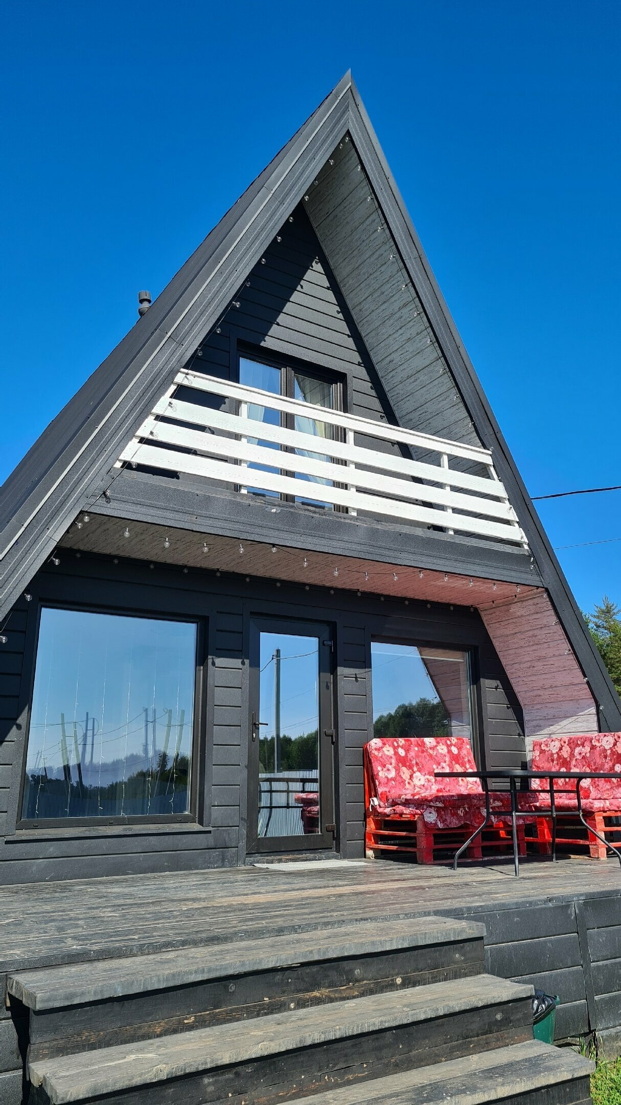 Коттедж с видом на лес