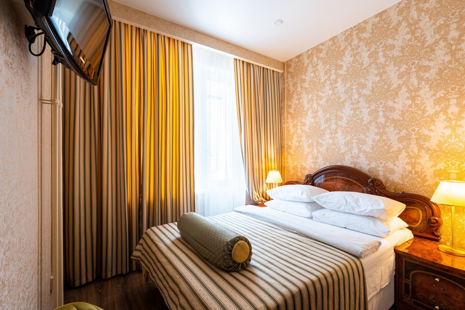 Номер комфорт с 1 двуспальной кроватью