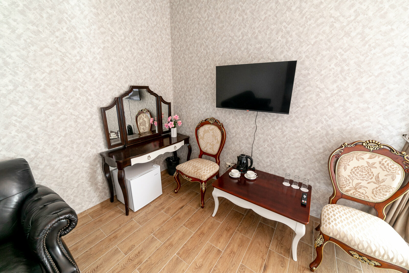 Улучшенный двухместный номер с 1 кроватью