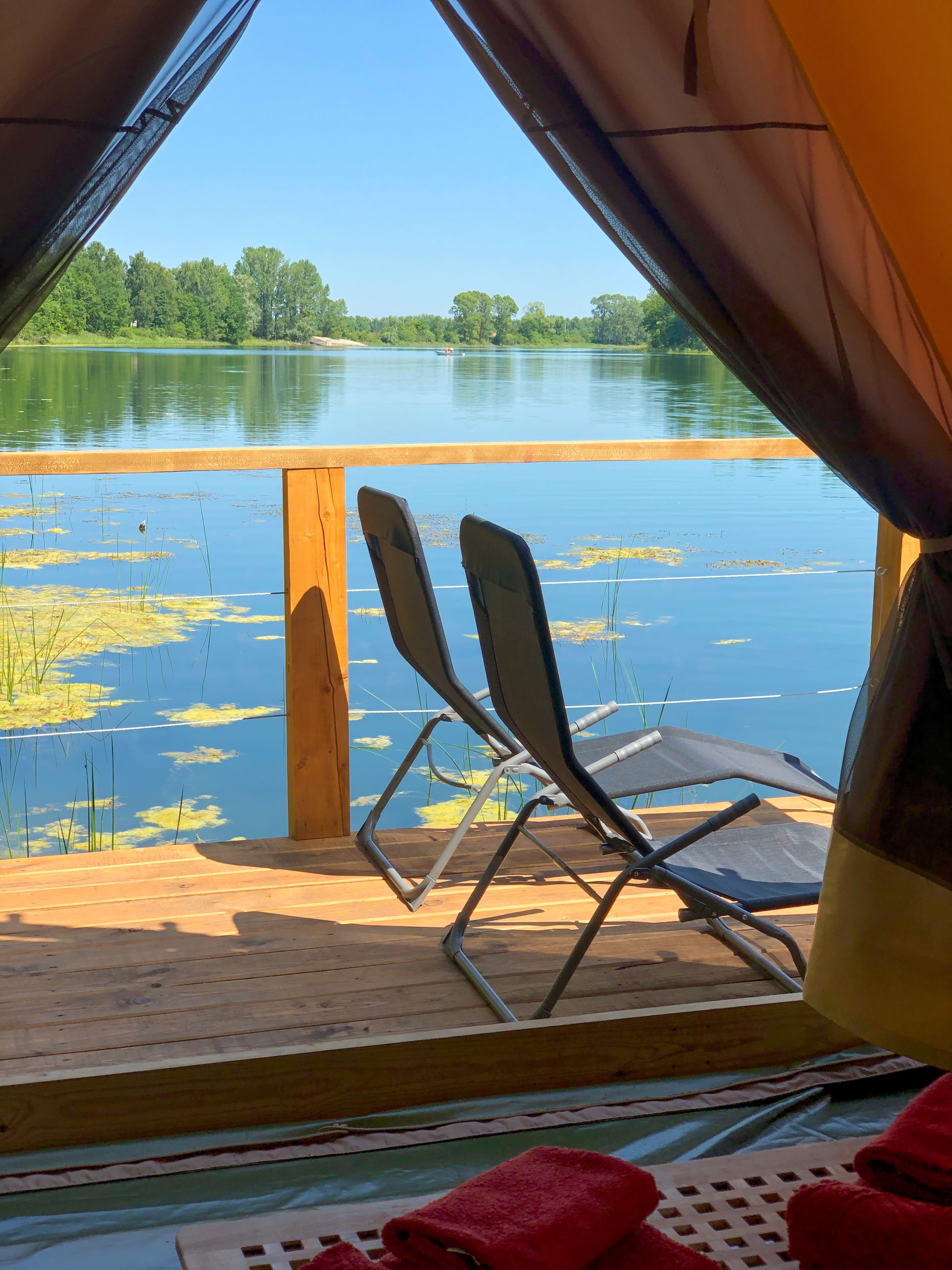 Глэмпинг на воде