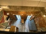 Улучшенные двухуровневые апартаменты с мини-кухней в Loft Apart