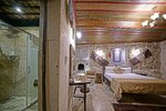 Трёхместный номер Deluxe в Emit Cave Hotel