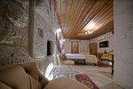 Двухместный номер Standard 1 комната двуспальная кровать в Emit Cave Hotel