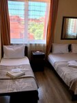Стандартный четырехместный номер в Наш дом