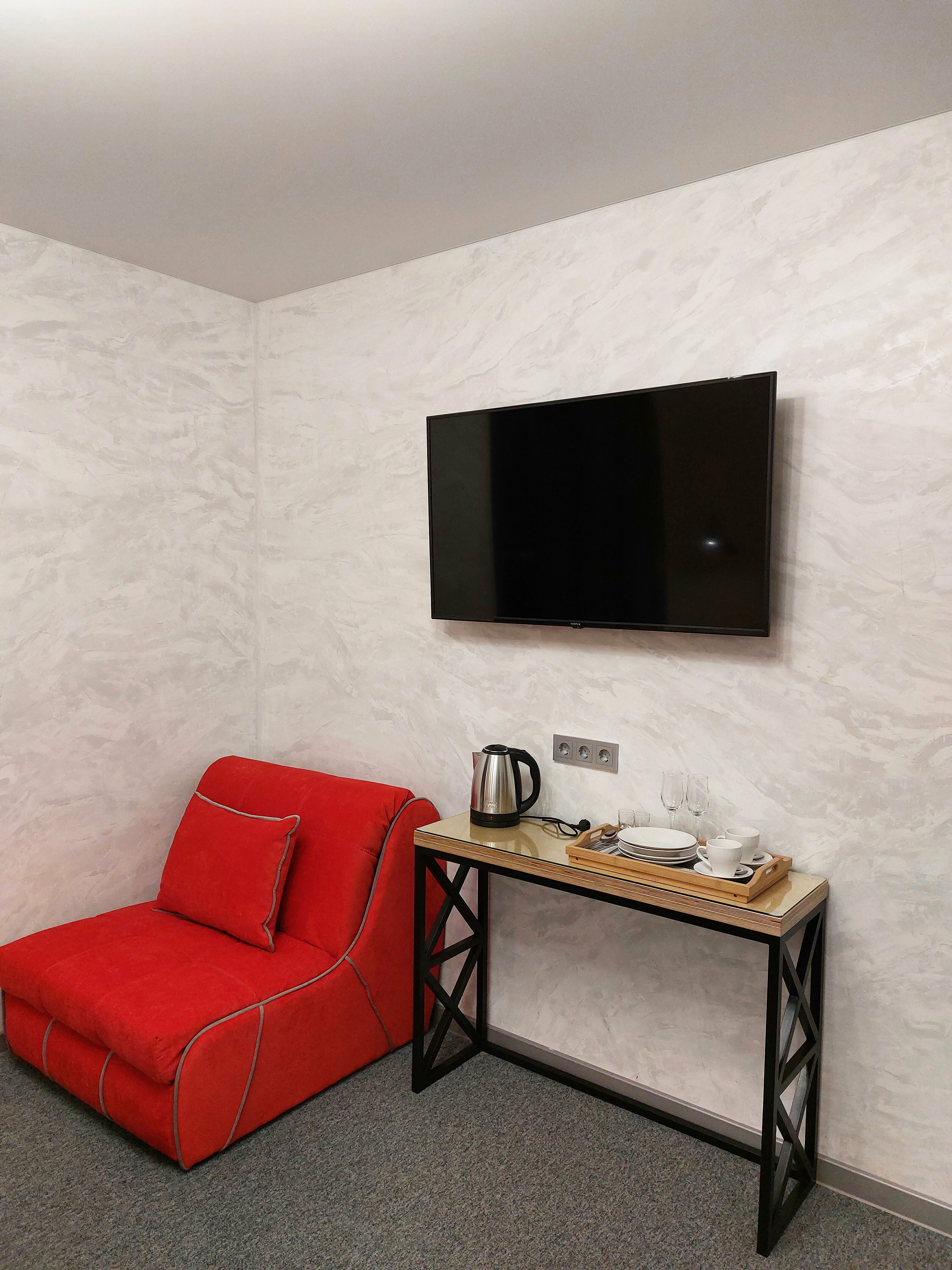 Трехместный номер «Комфорт» с душем