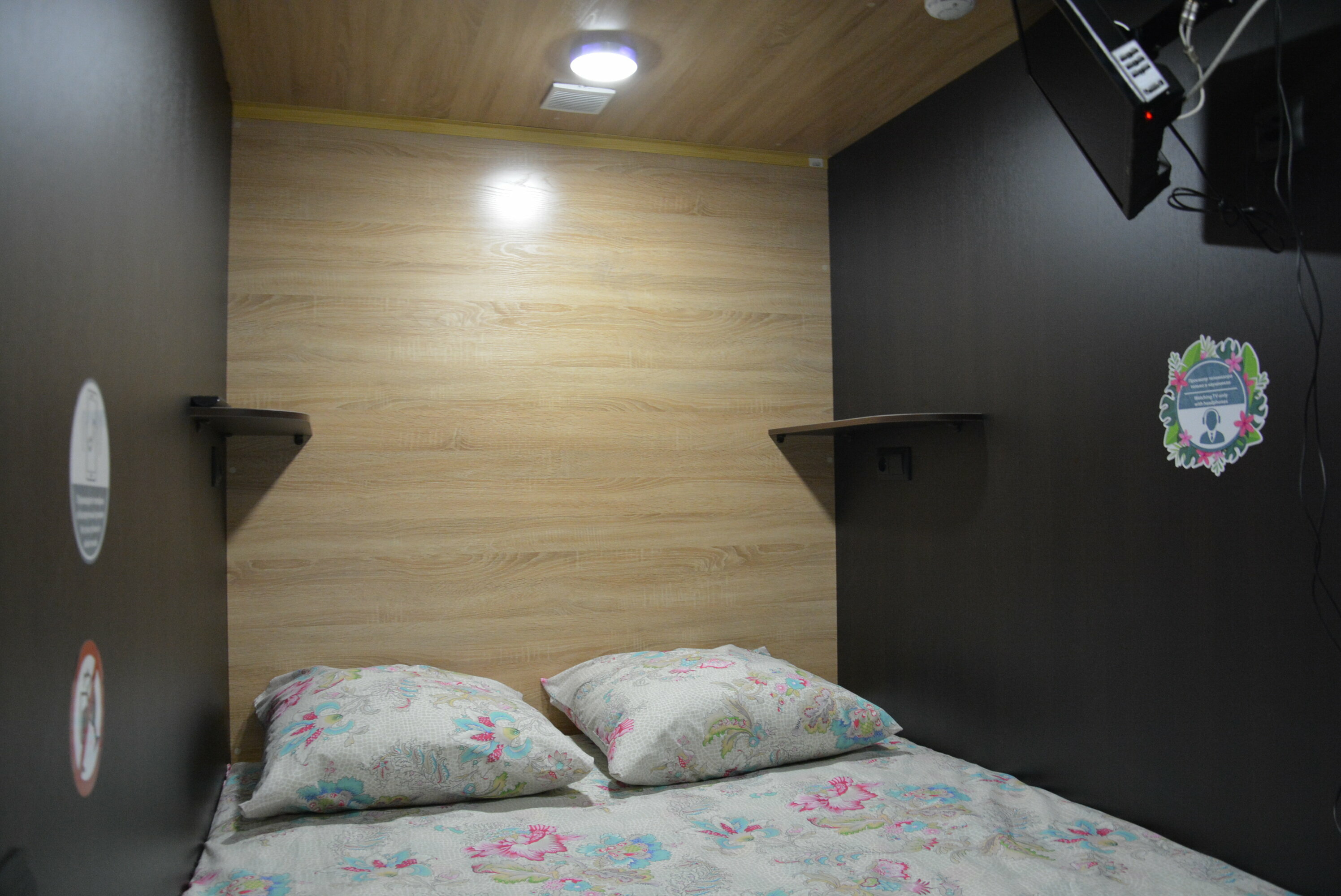 Двухместная капсула Экстра с двухспальной кроватью 160 см