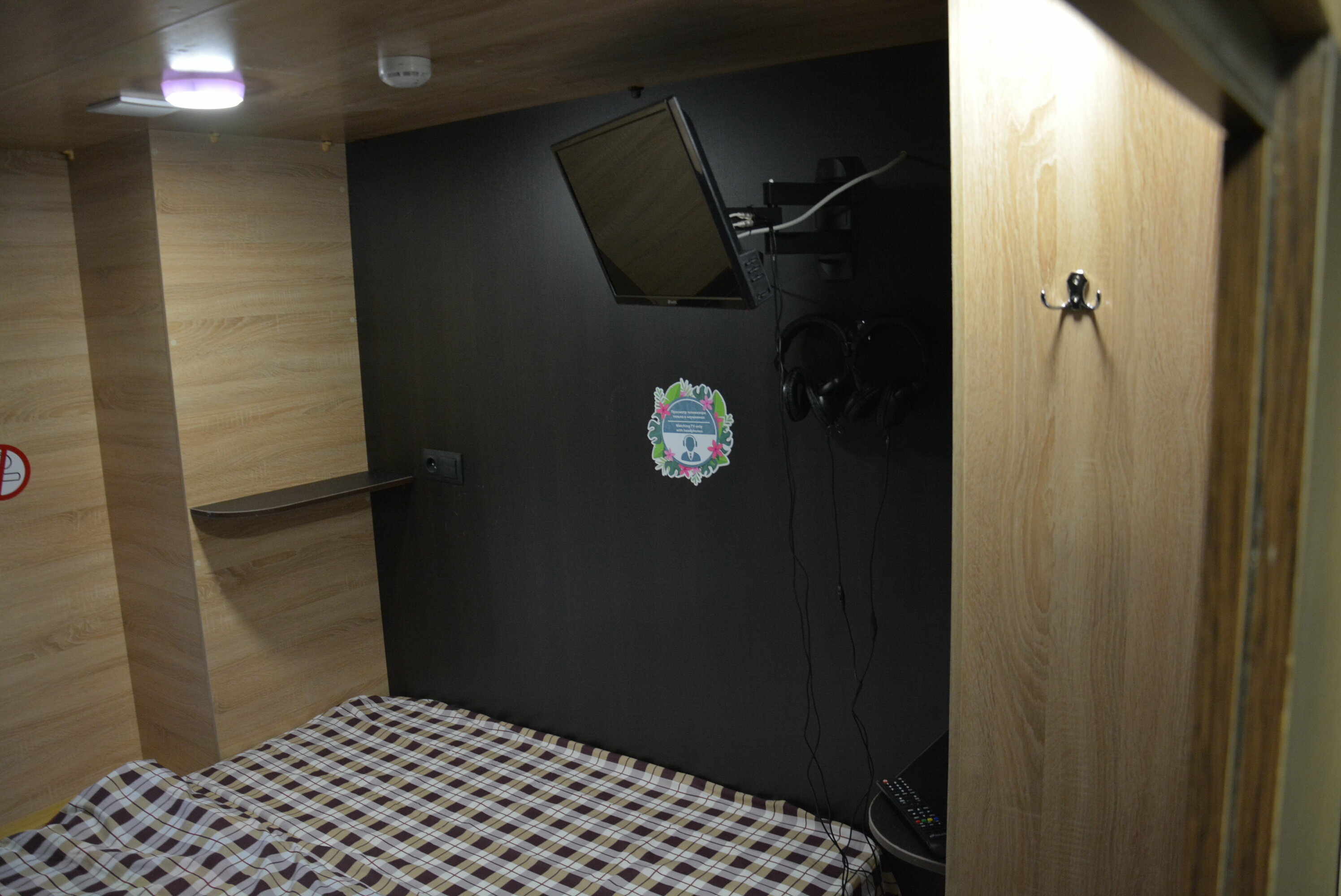 Двухместная капсула Экстра с двухспальной кроватью 160 см