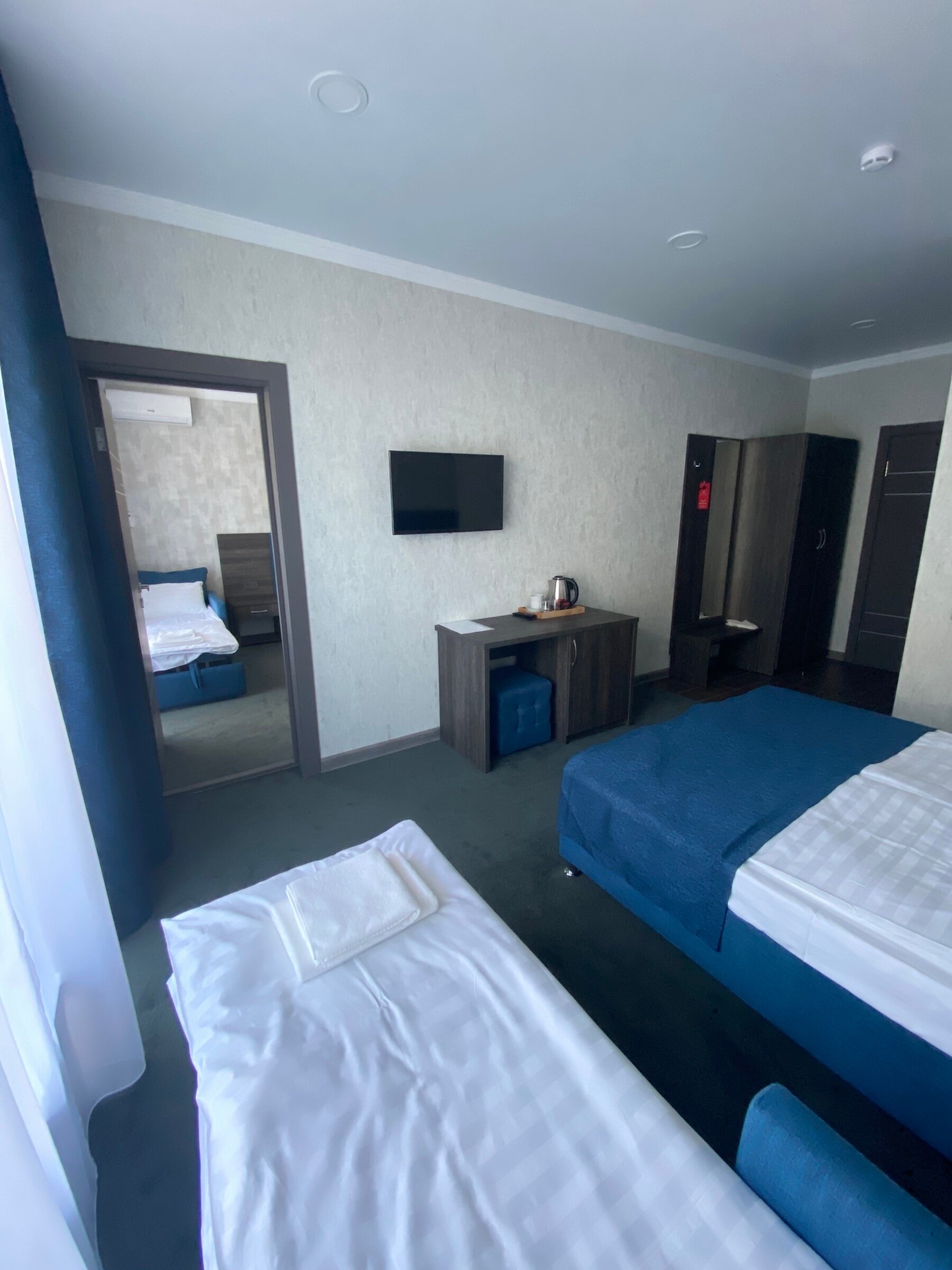 Коннект с балконом. Вид на море