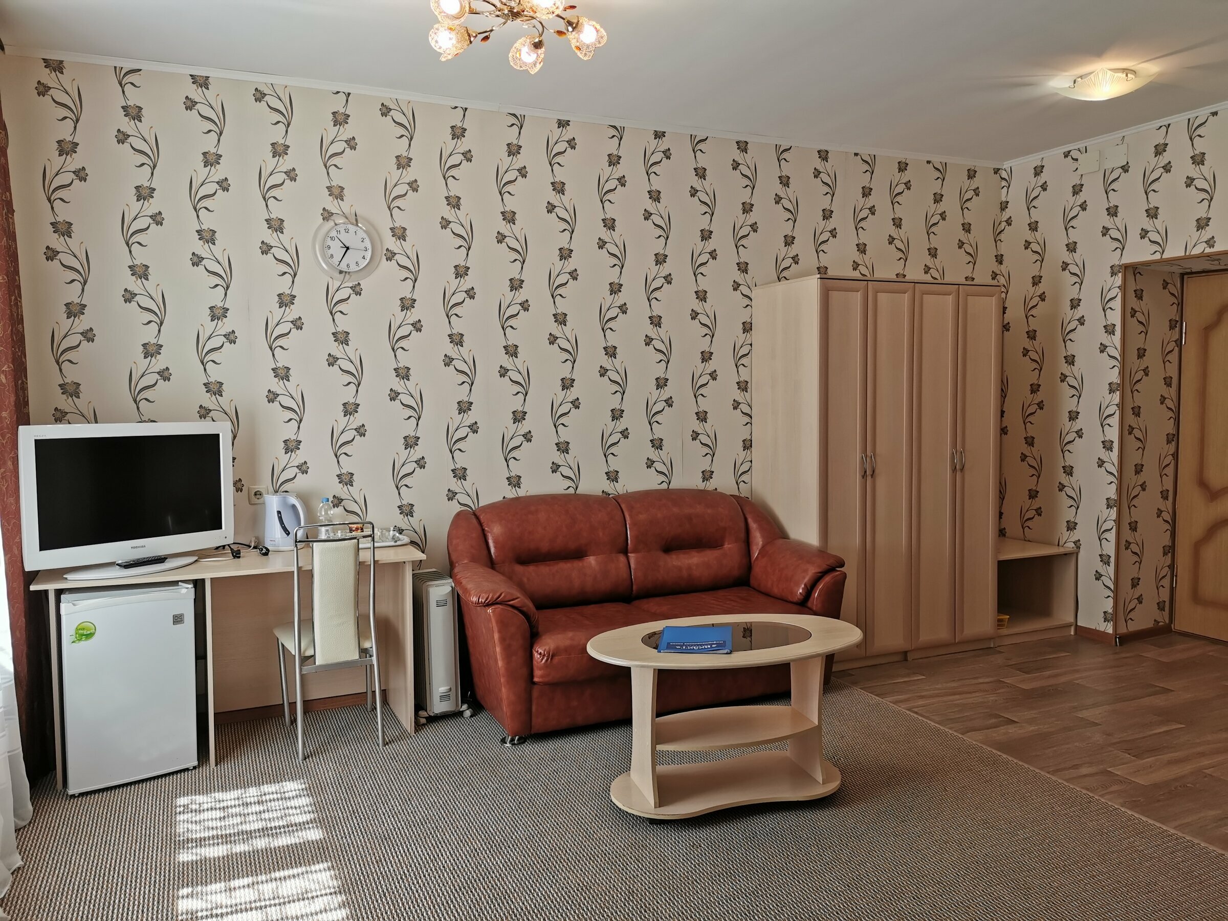 Cемейный номер с собственной ванной комнатой