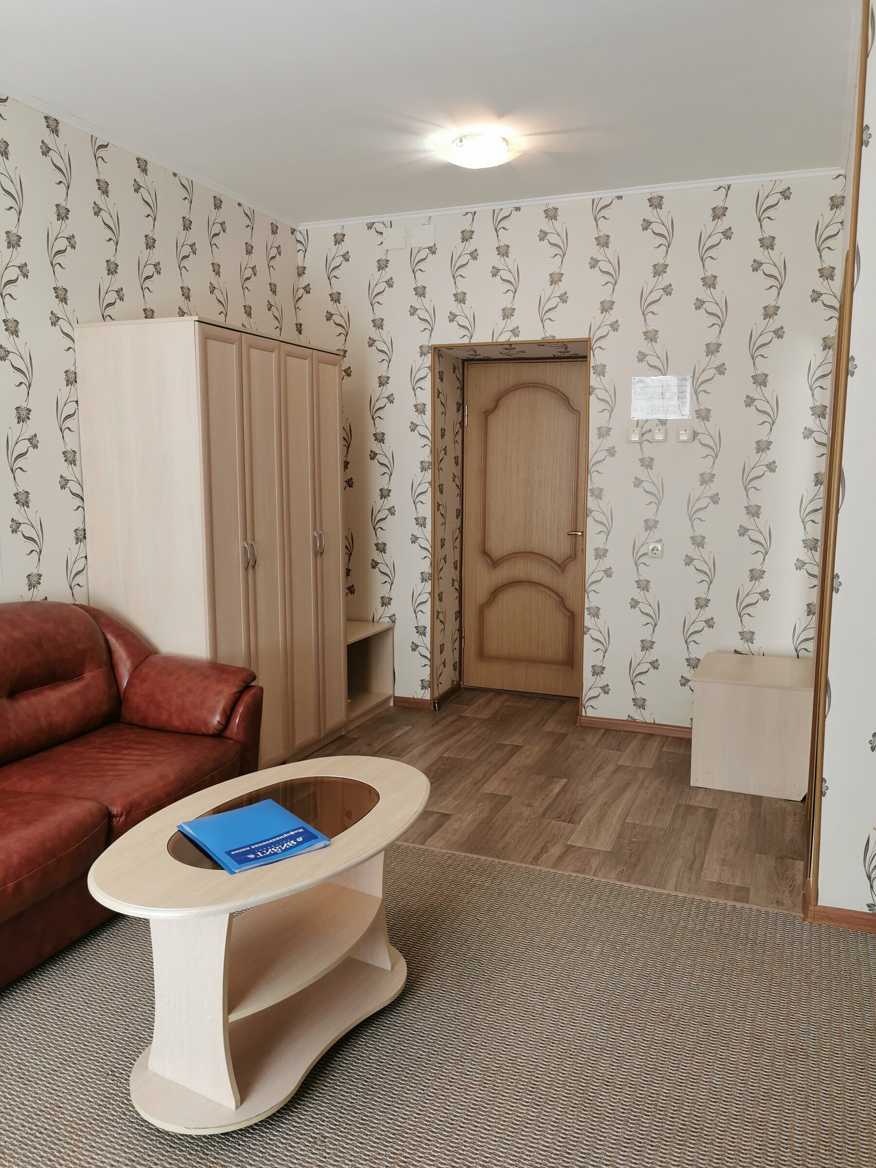 Cемейный номер с собственной ванной комнатой