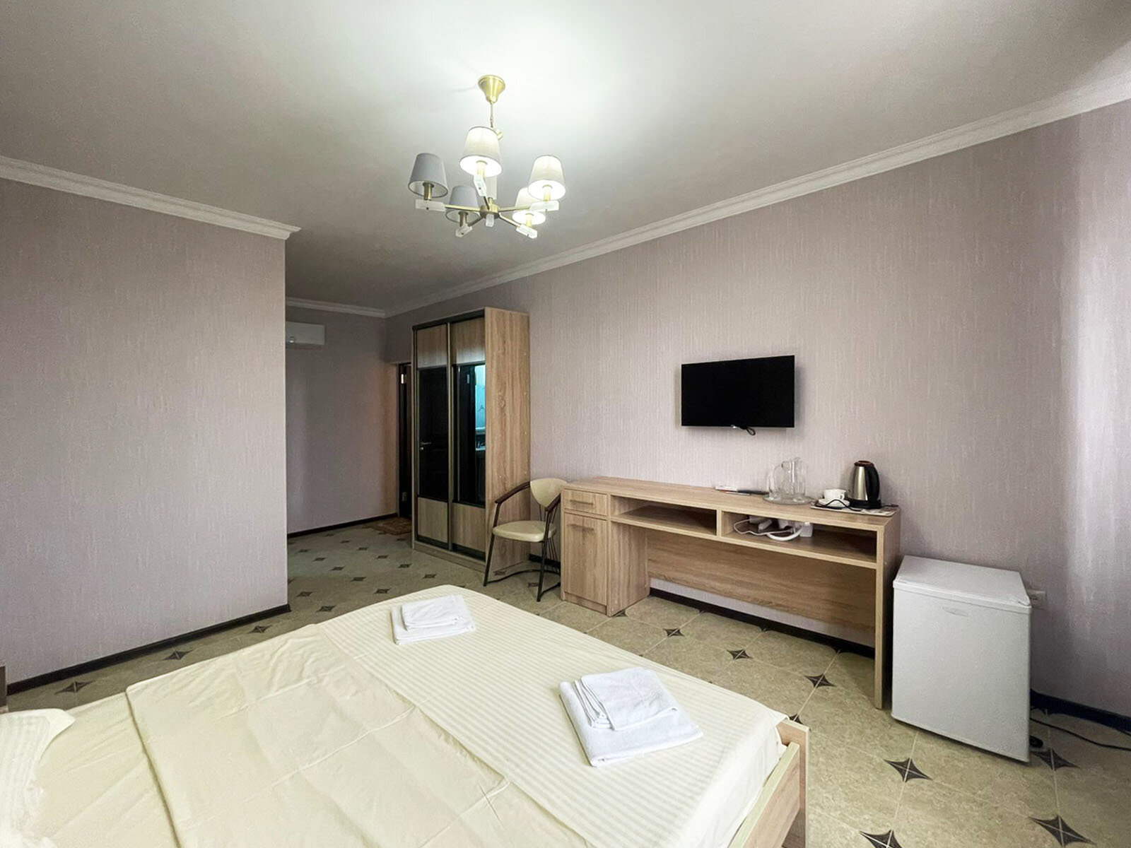 Улучшенный номер с кроватью размера «queen-size»