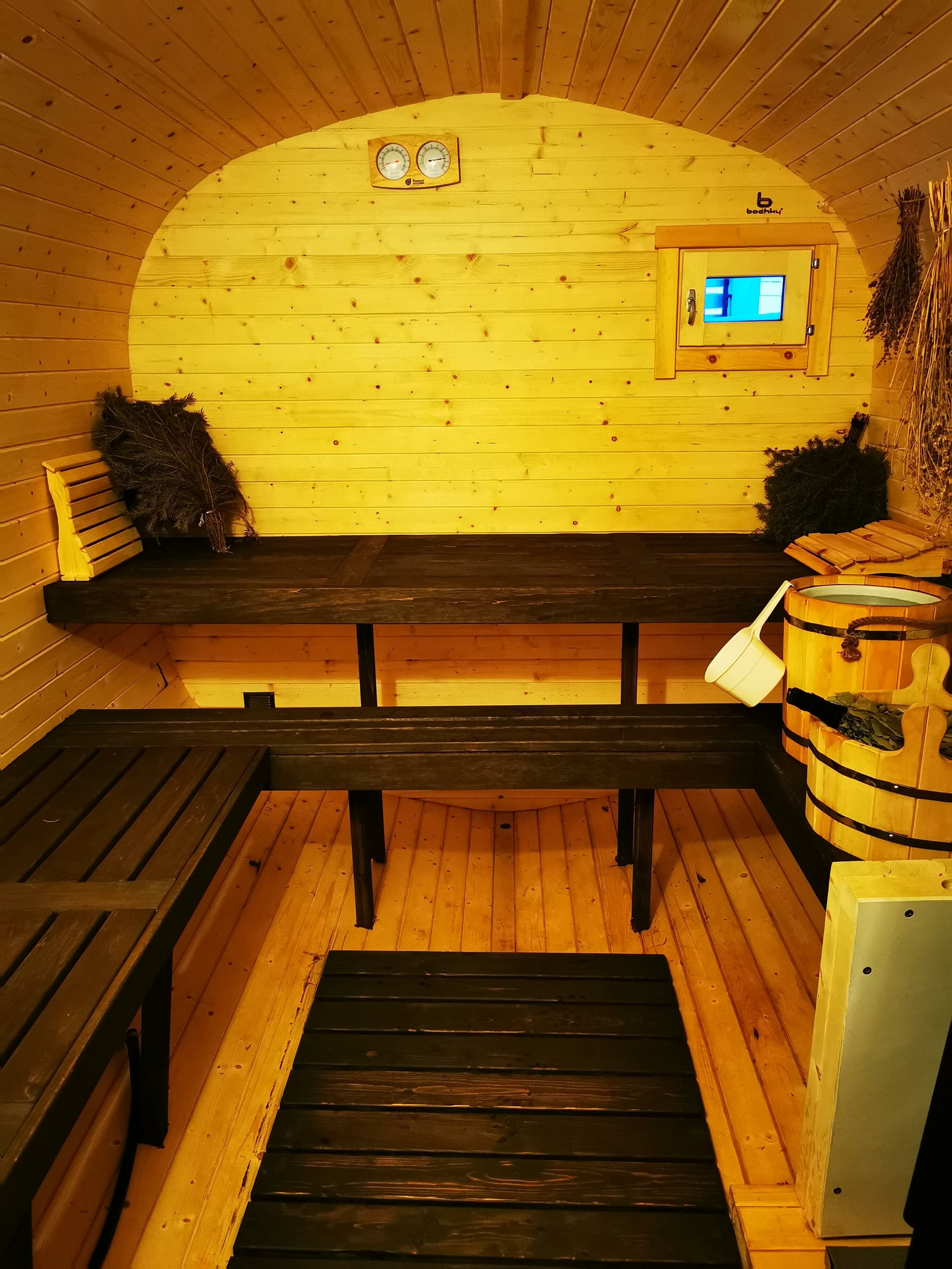 Четырехместный номер с видом на озеро