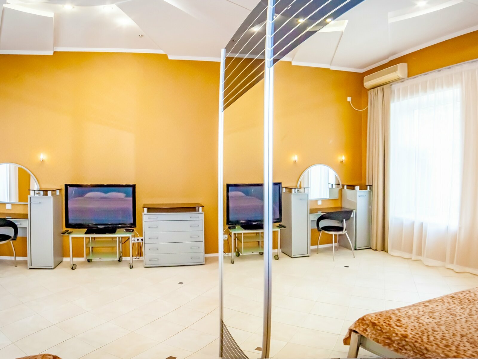 Люкс с гидромассажной ванной