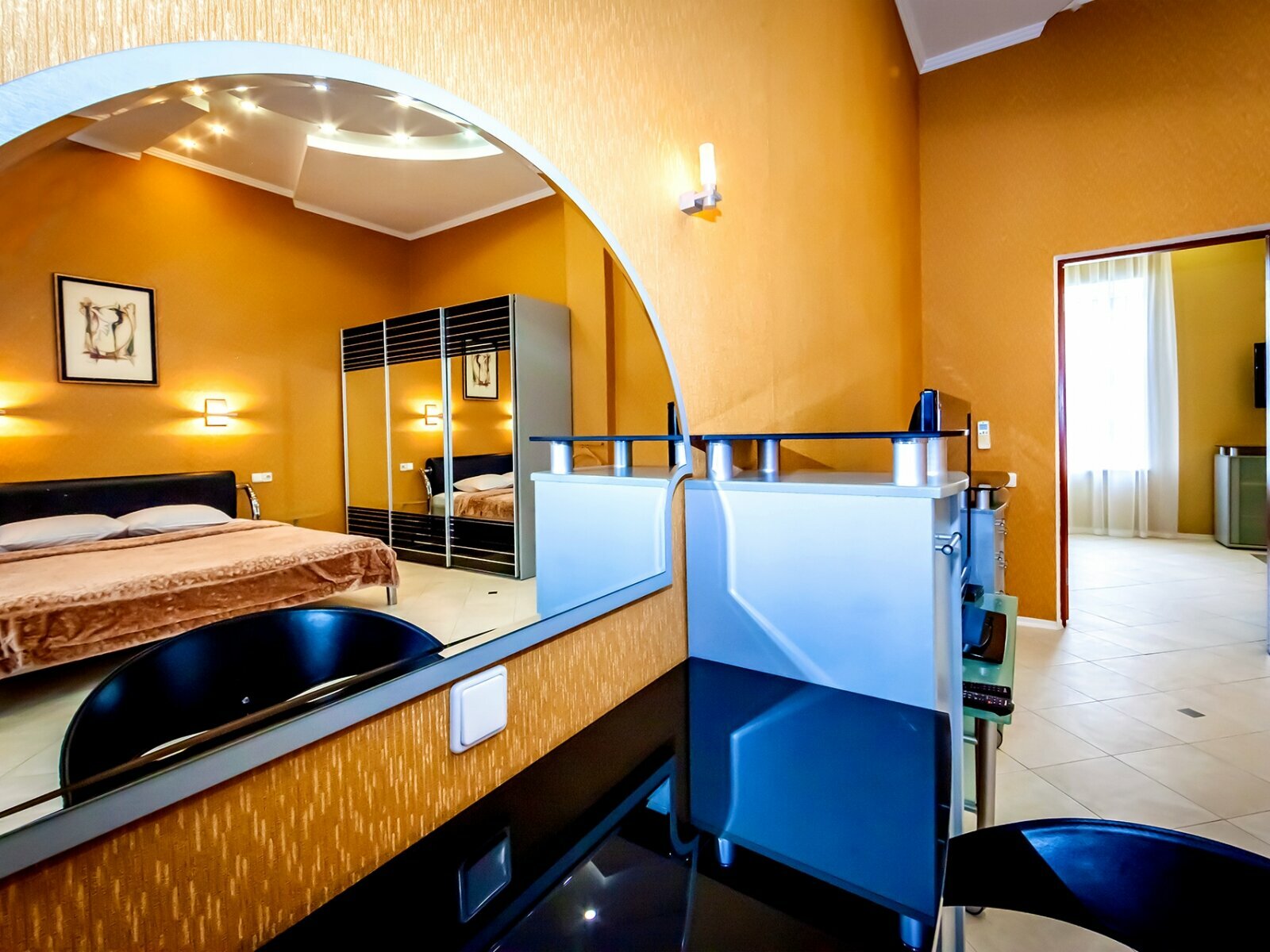 Люкс с гидромассажной ванной