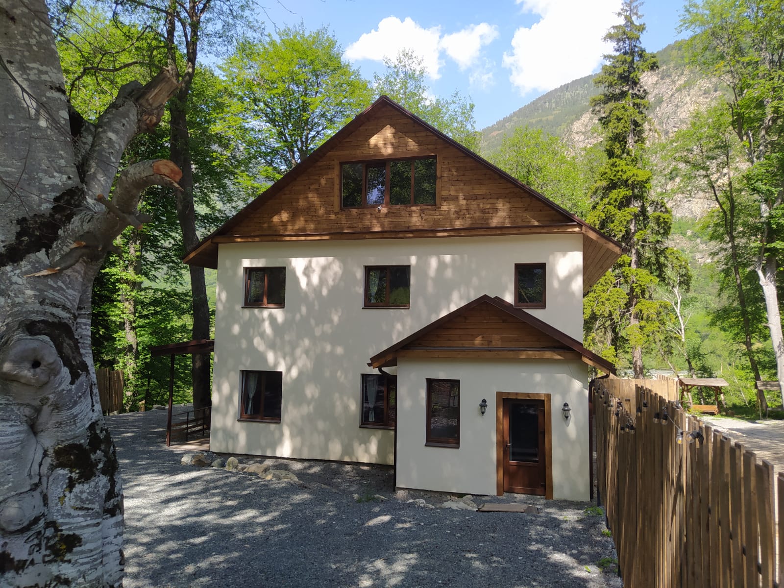 Дом с 7 спальнями