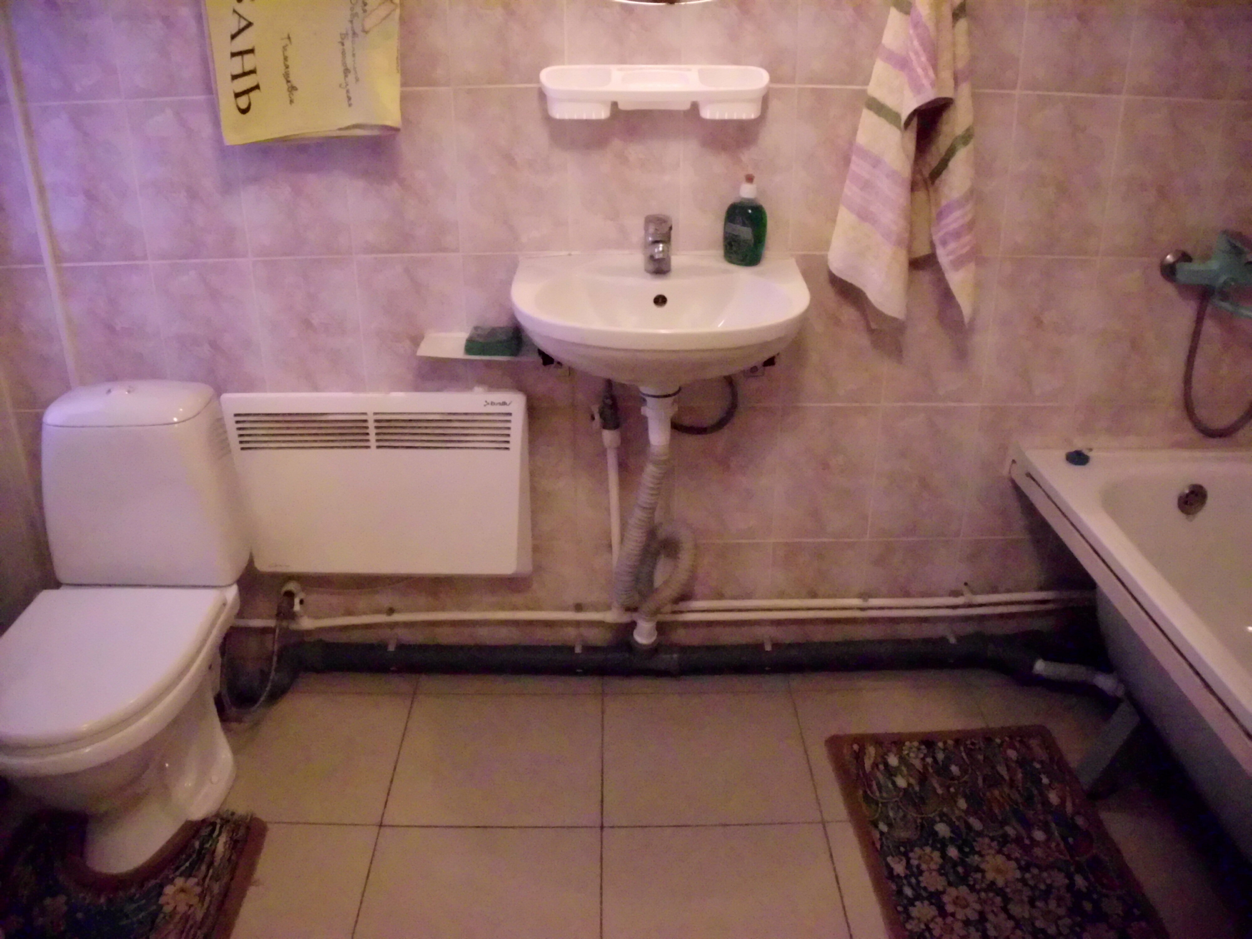 Четырехместный номер с ванной комнатой