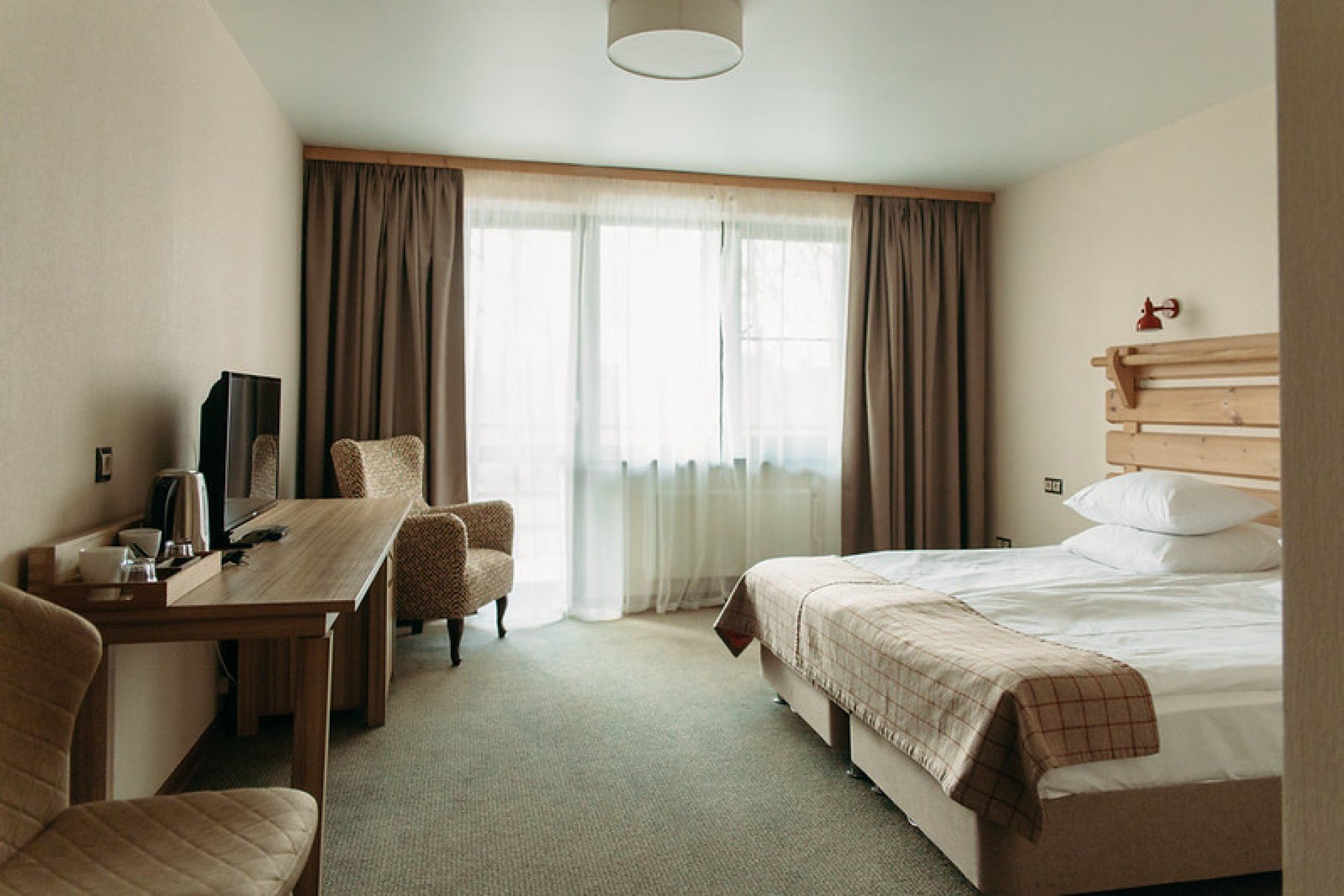 Стандартный двухместный номер с 1 кроватью или 2 отдельными кроватями и балконом