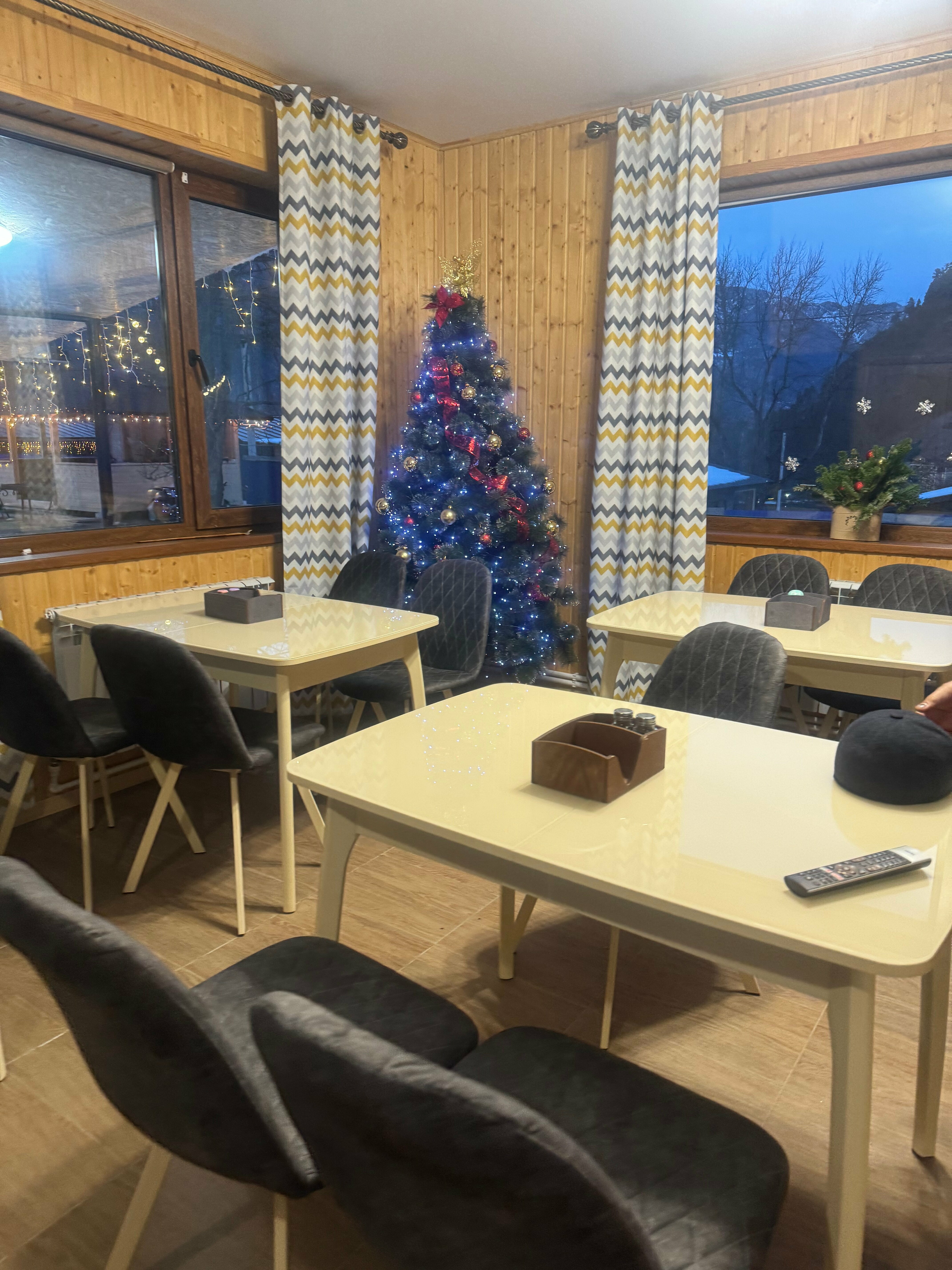 Семейный номер с балконом