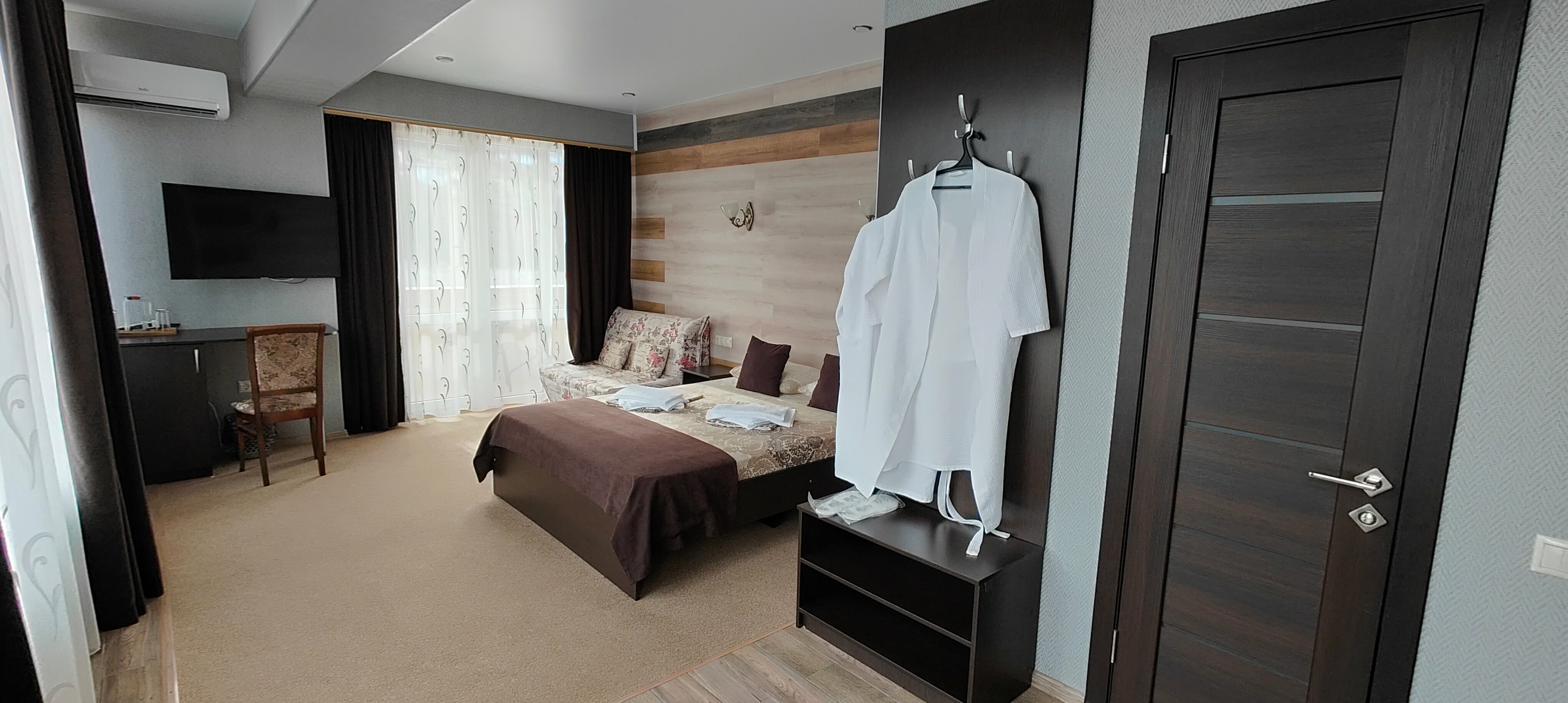 Люкс с видом на реку